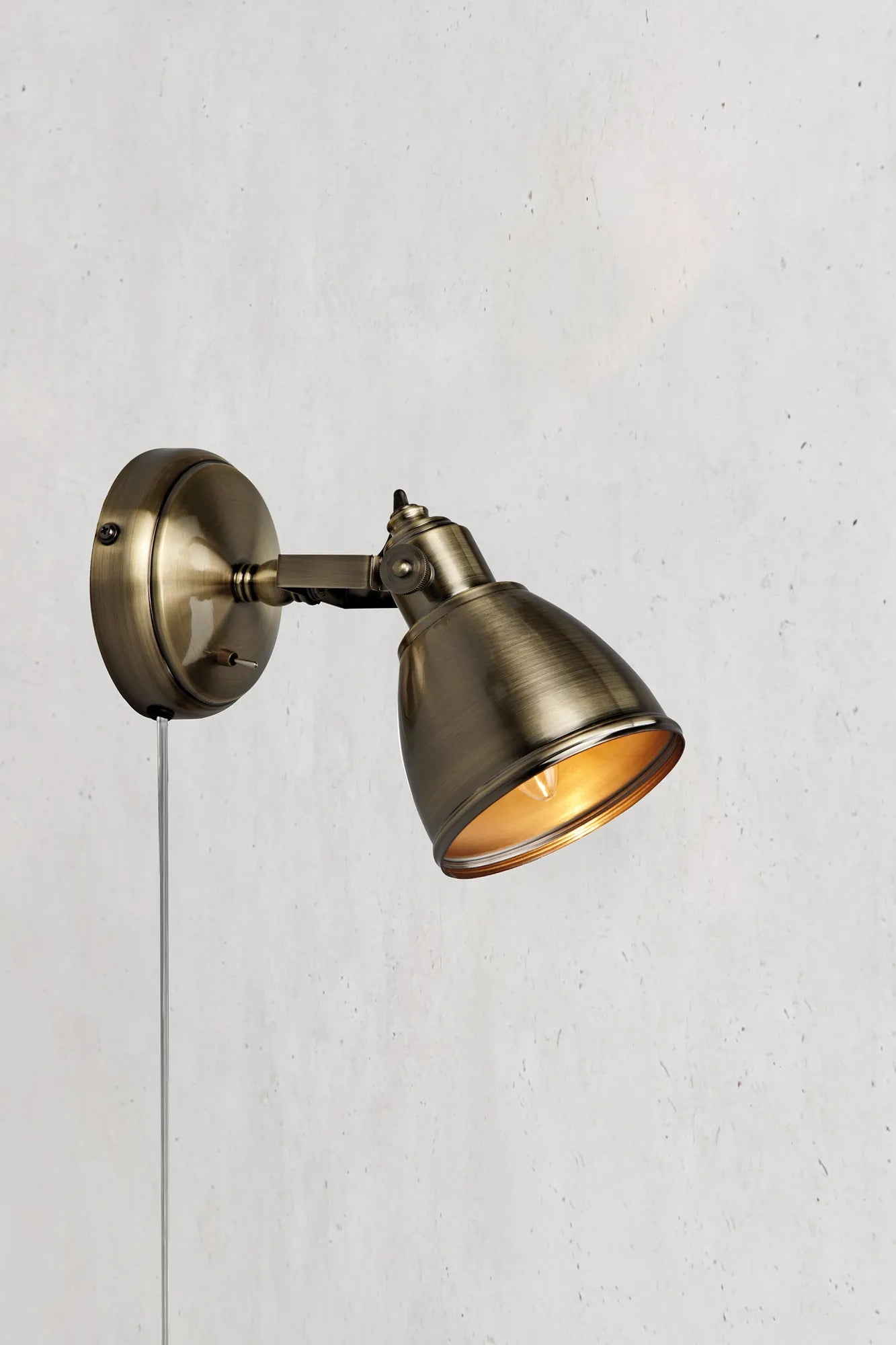 Fjällbacka antik vägglampa stilren belysning | Fjällbacka antique | Fjällbacka antik Wandleuchte minimalistische Beleuchtung