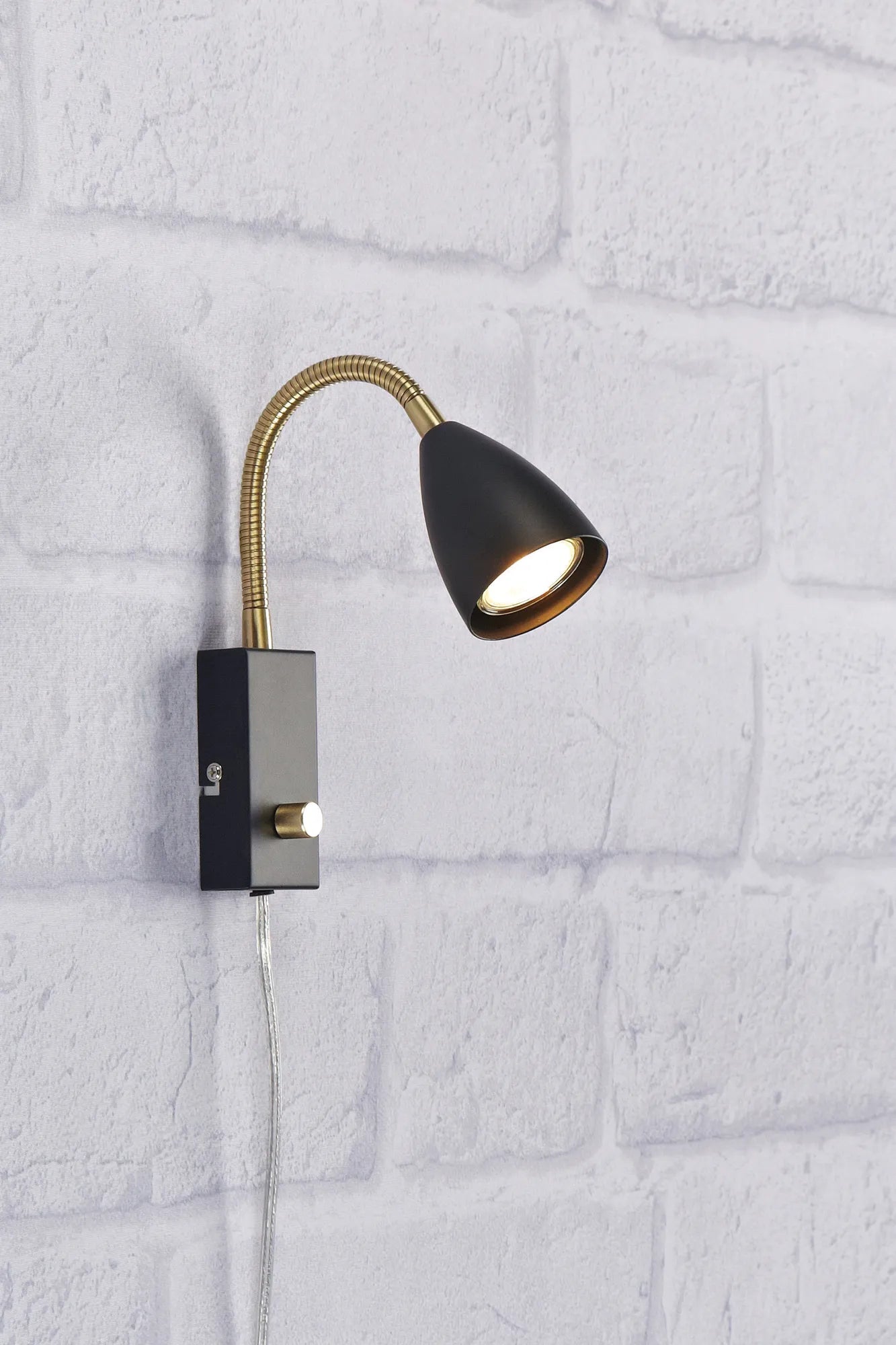 Ciro svart vägglampa stilren belysning skandinavisk design | Ciro black wall lamp Scandinavian design | Ciro schwarz