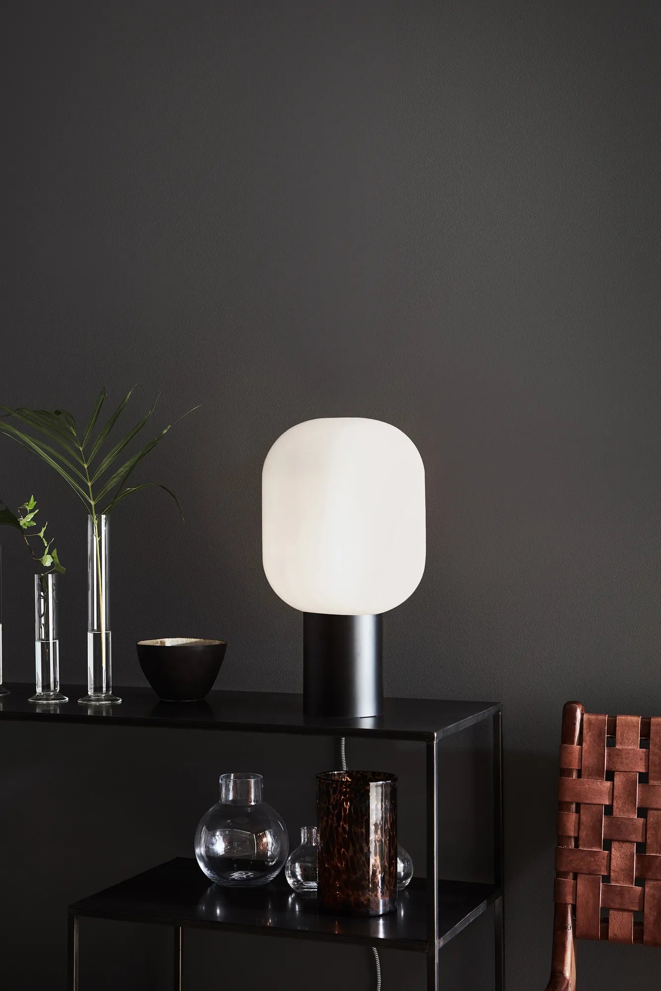 Brooklyn vit bordslampa 44 cm belysning | Brooklyn white table lamp | Brooklyn weiß Tischlampe