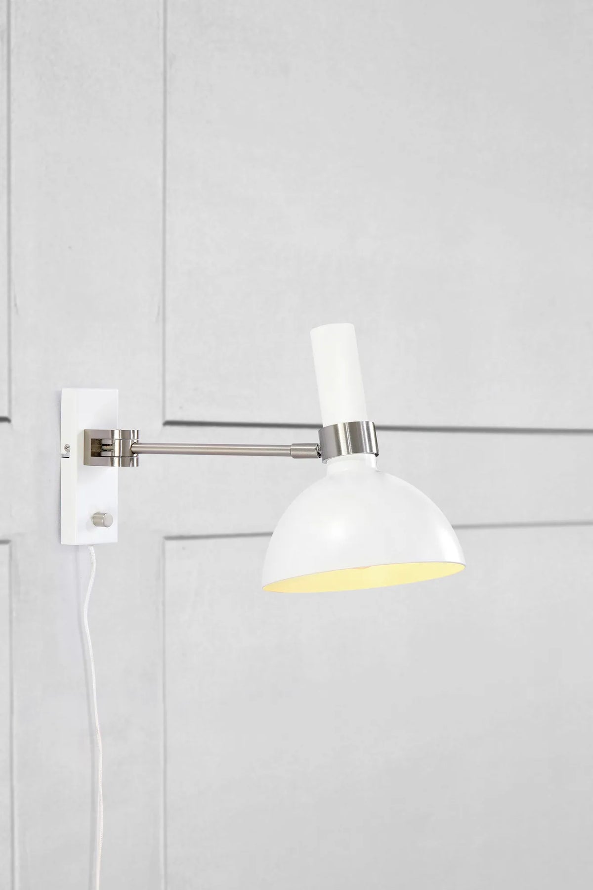 LARRY Wall 1L White/Steel