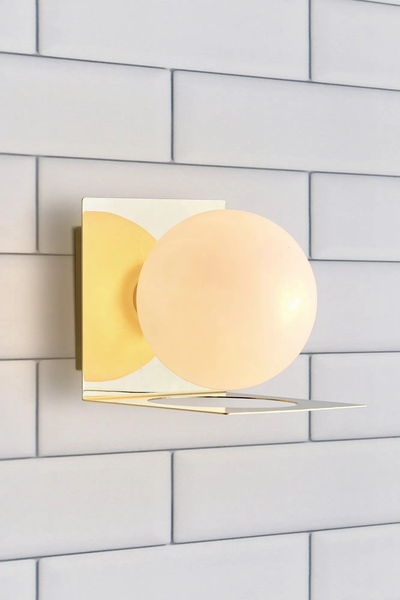 Zenit mässing vägglampa stilren belysning | Zenit brass wall lamp | Zenit Messing Wandleuchte minimalistische Beleuchtung