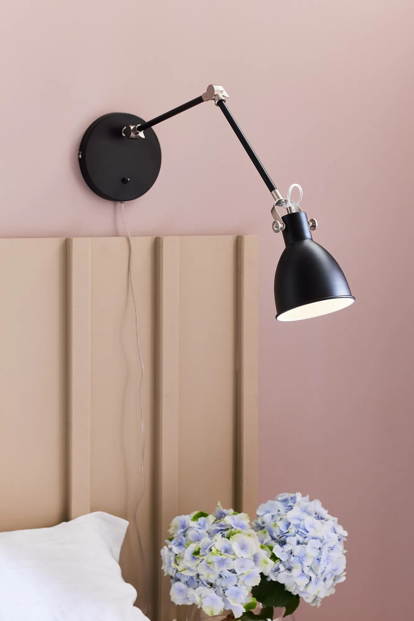 House Wall Lamp Black