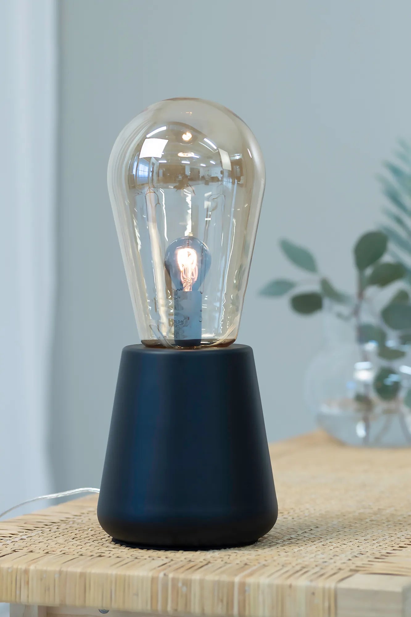 Brooke svart bordslampa belysning | Brooke black table lamp | Brooke schwarz Tischlampe