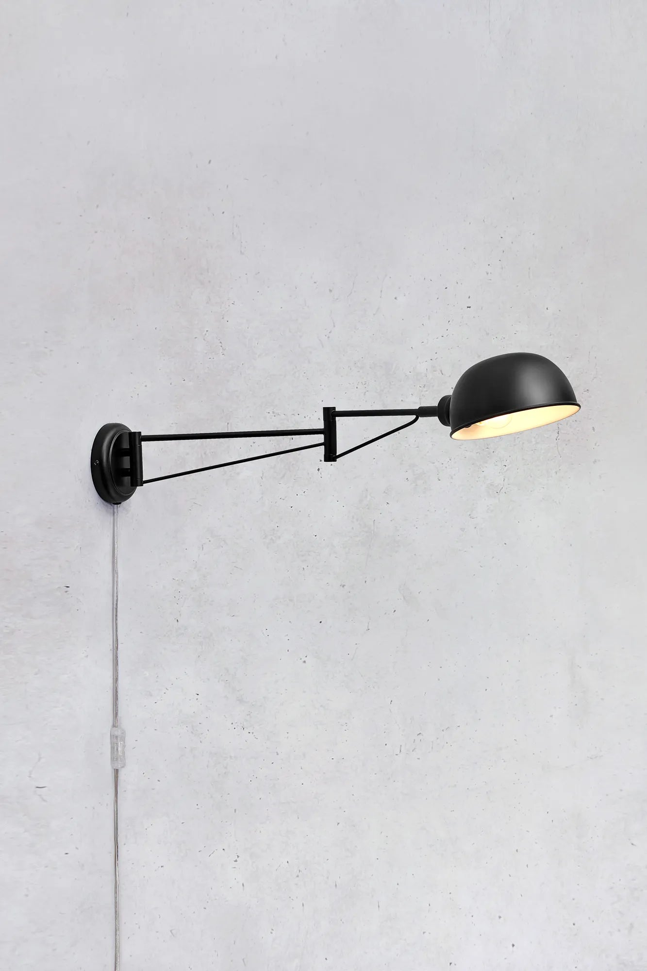 Portland Wall Lamp Black