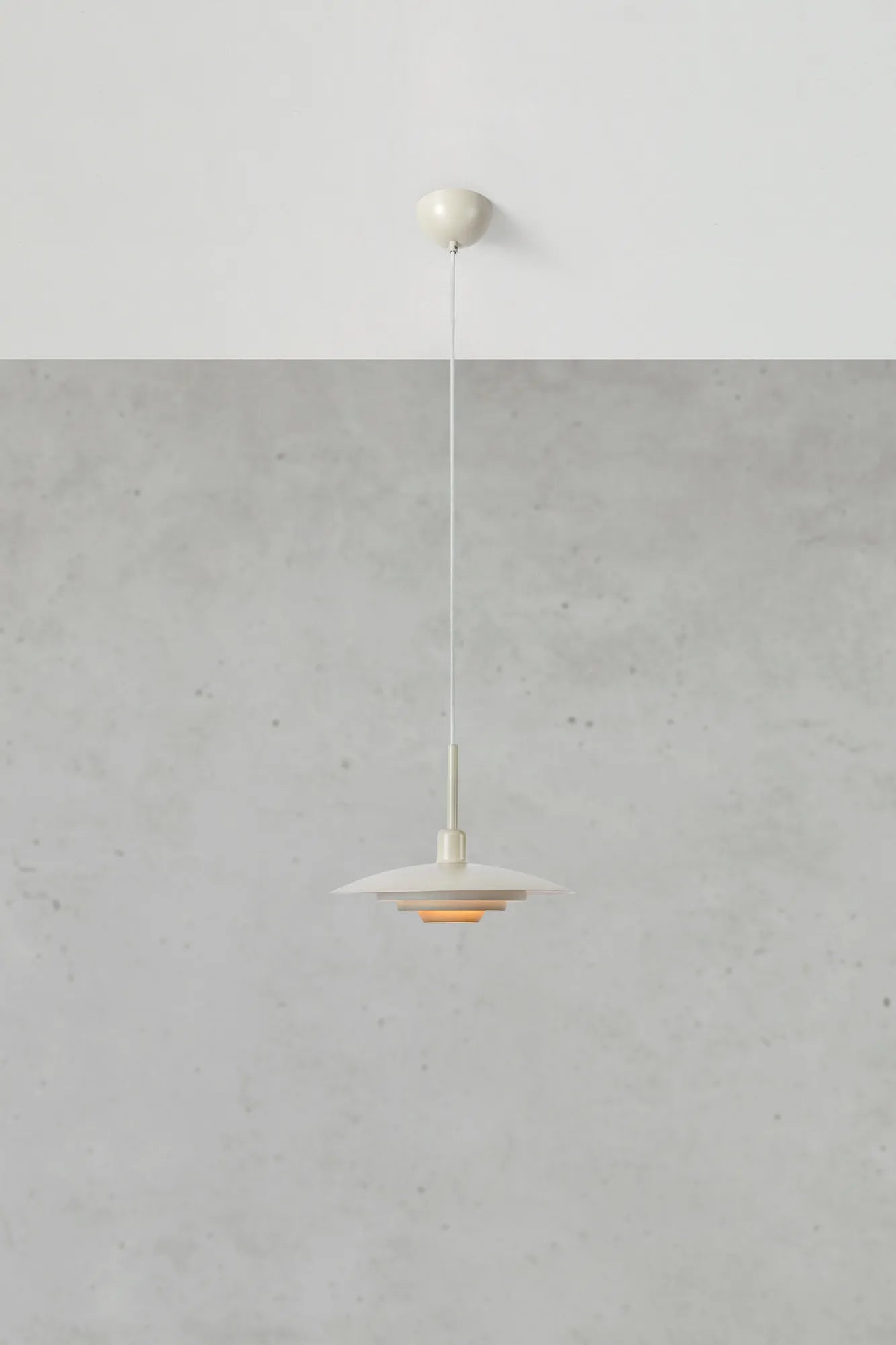 Piny beige taklampa 35 cm stilren belysning | Piny beige pendant lamp | Piny beige Pendelleuchte minimalistische Beleuchtung