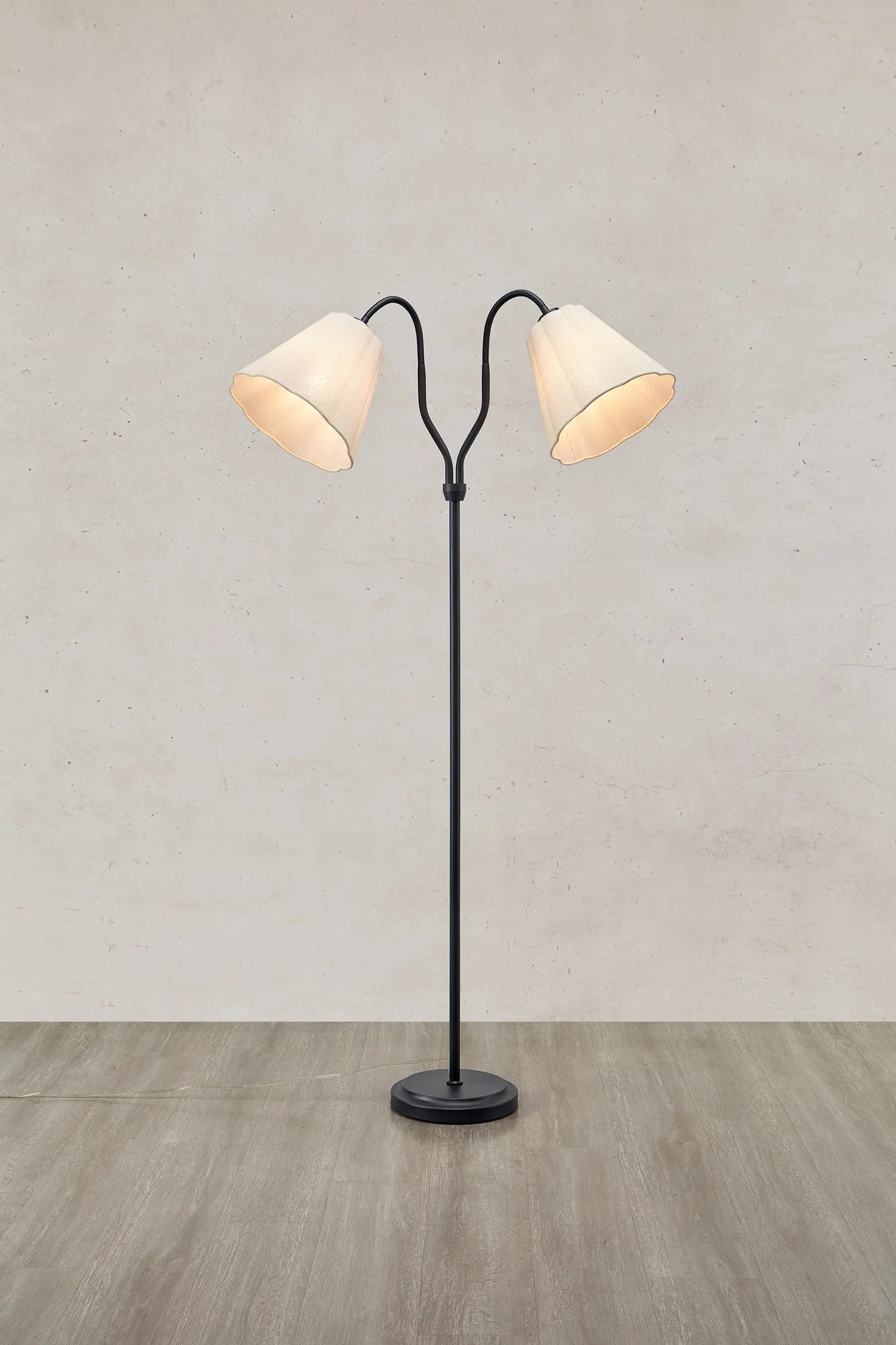 Veya Golvlampa Svart