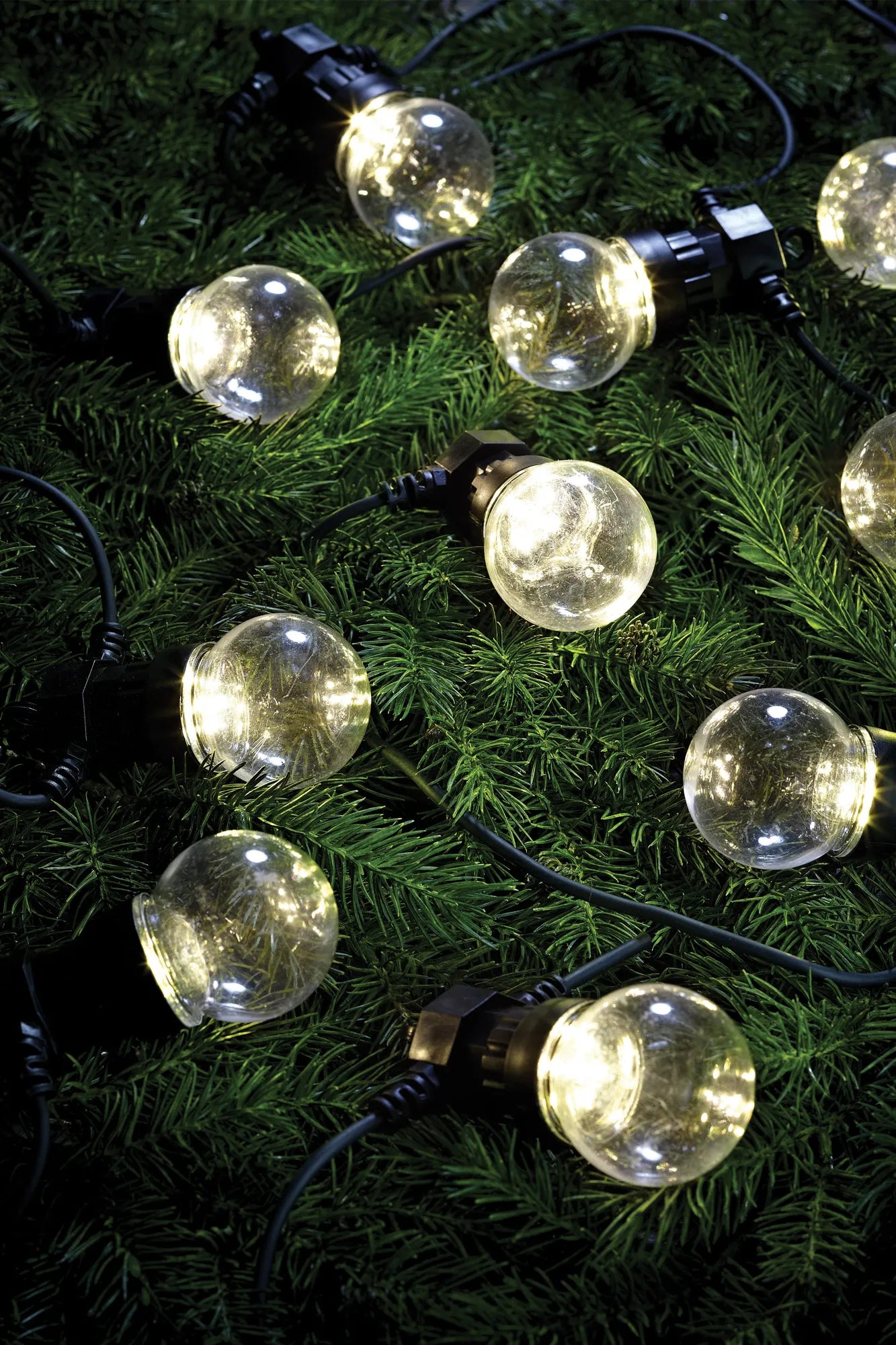 Dakke klar ljusslinga stilren belysning | Dakke clear | Dakke klar Lichterkette für draußen minimalistische Beleuchtung