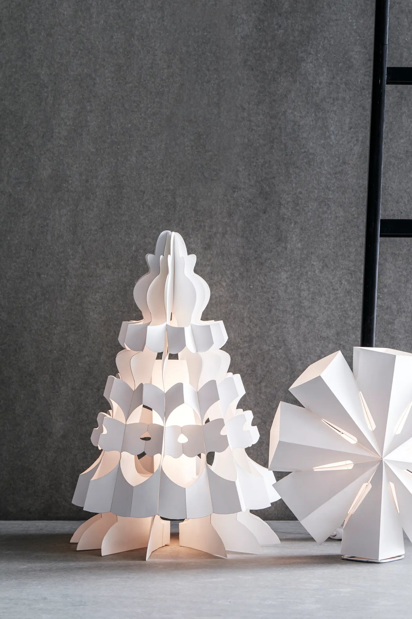 Ramsta vit bordslampa 50 cm belysning | Ramsta white table lamp | Ramsta weiß Tischlampe