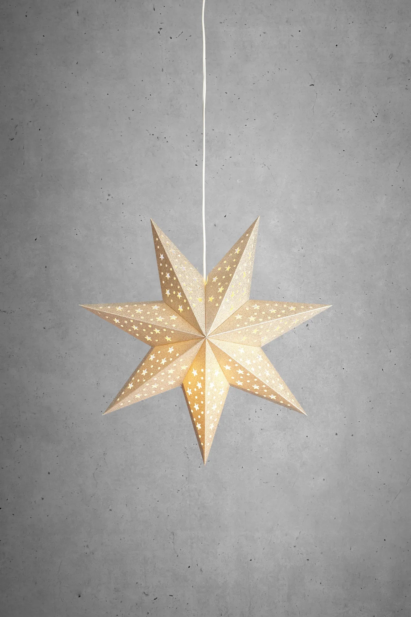 Solvalla guld julstjärna 45 cm julbelysning stilren belysning | Solvalla gold Christmas star light minimalist | Solvalla Gold