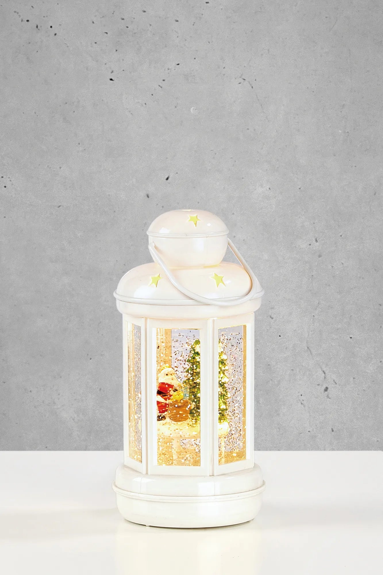 Cosy vit bordslampa stilren belysning | Cosy white table lamp minimalist | Cosy weiß Tischlampe minimalistische Beleuchtung