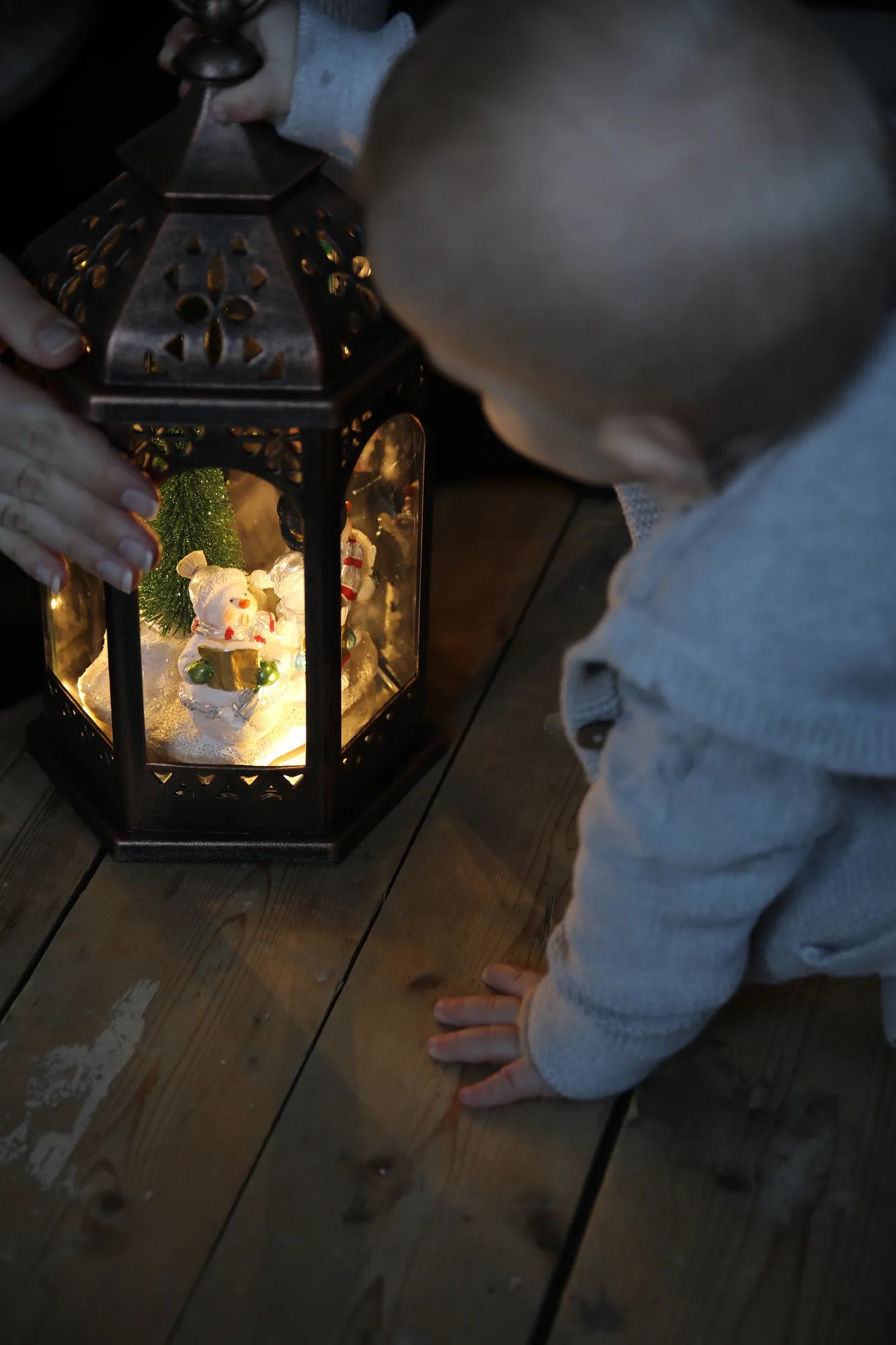 Rolf brons bordslampa stilren belysning | Rolf bronze table lamp | Rolf Bronze Tischlampe minimalistische Beleuchtung