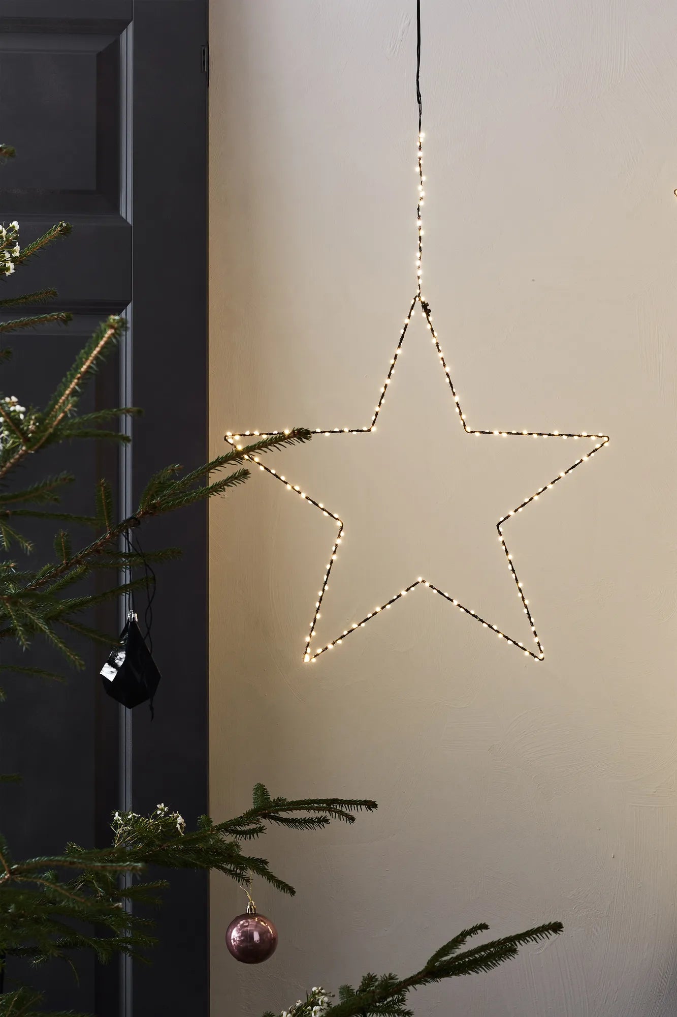 Alpha svart julstjärna 45 cm julbelysning | Alpha black Christmas star light | Alpha schwarz Weihnachtsstern Beleuchtung