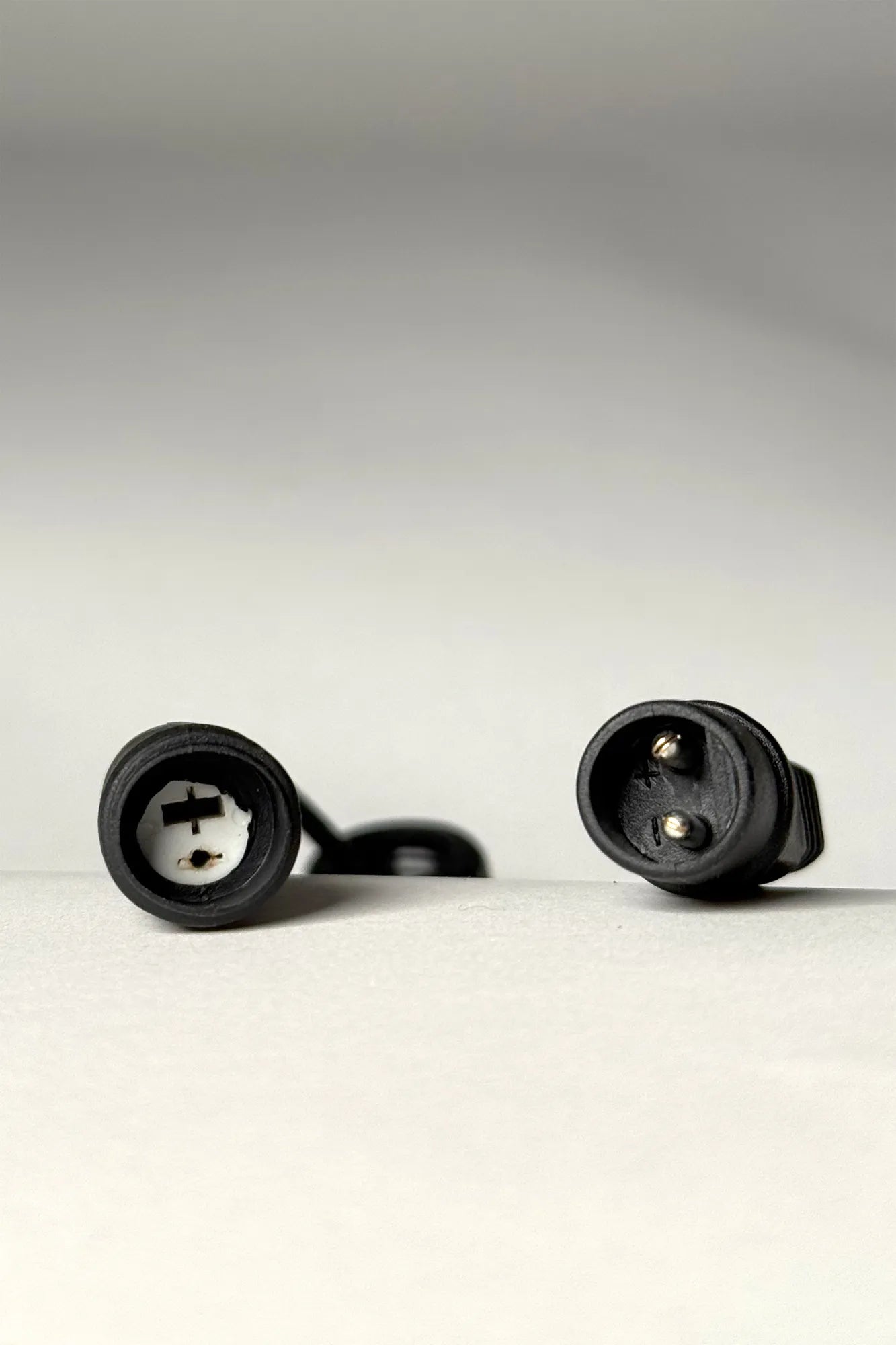 Adapter 1 Neu bei Flach + rund
