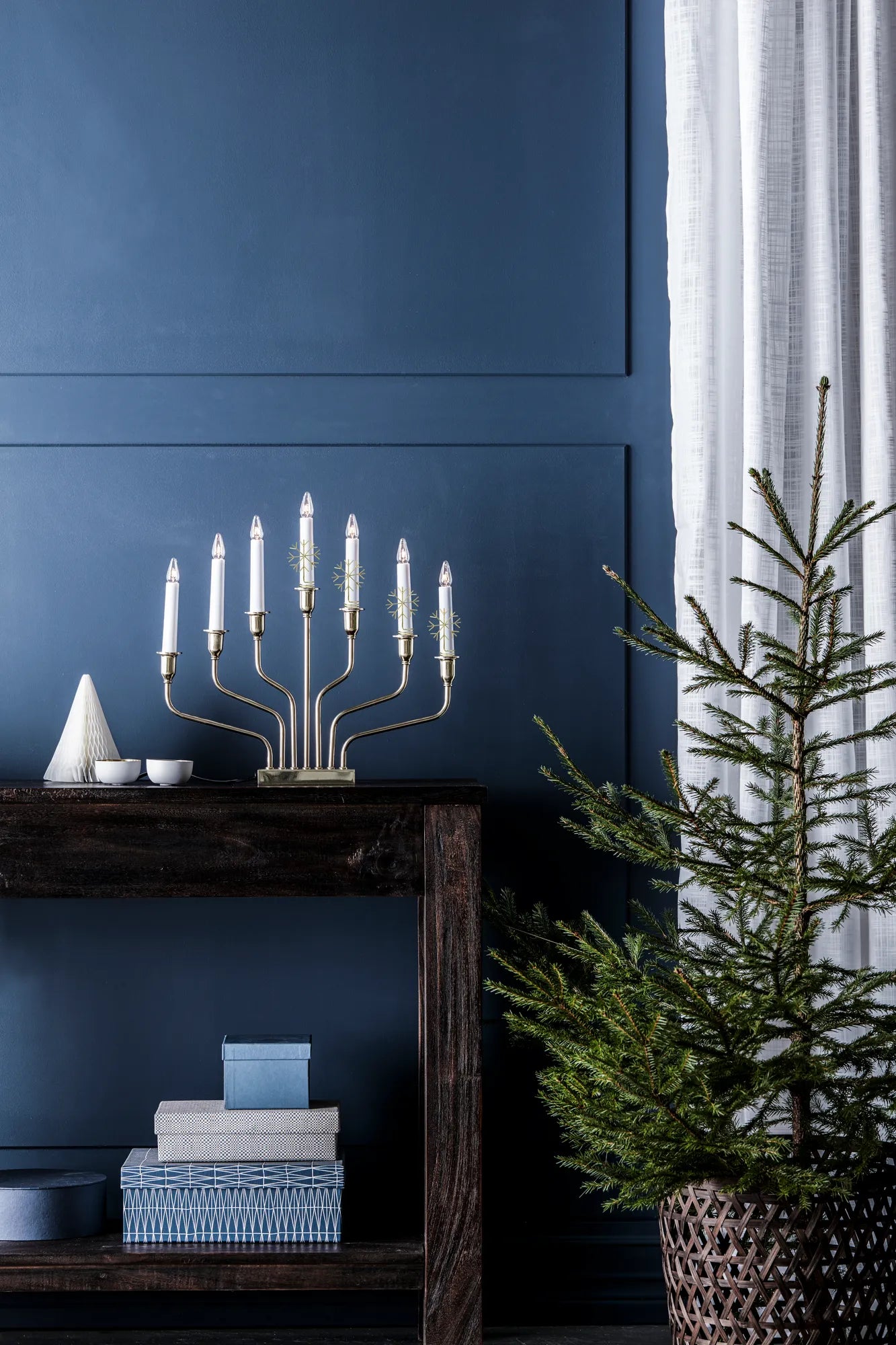 Dekora guld lampa svensk design | Dekora gold lamp Swedish design | Dekora Gold Lampe schwedisches Design
