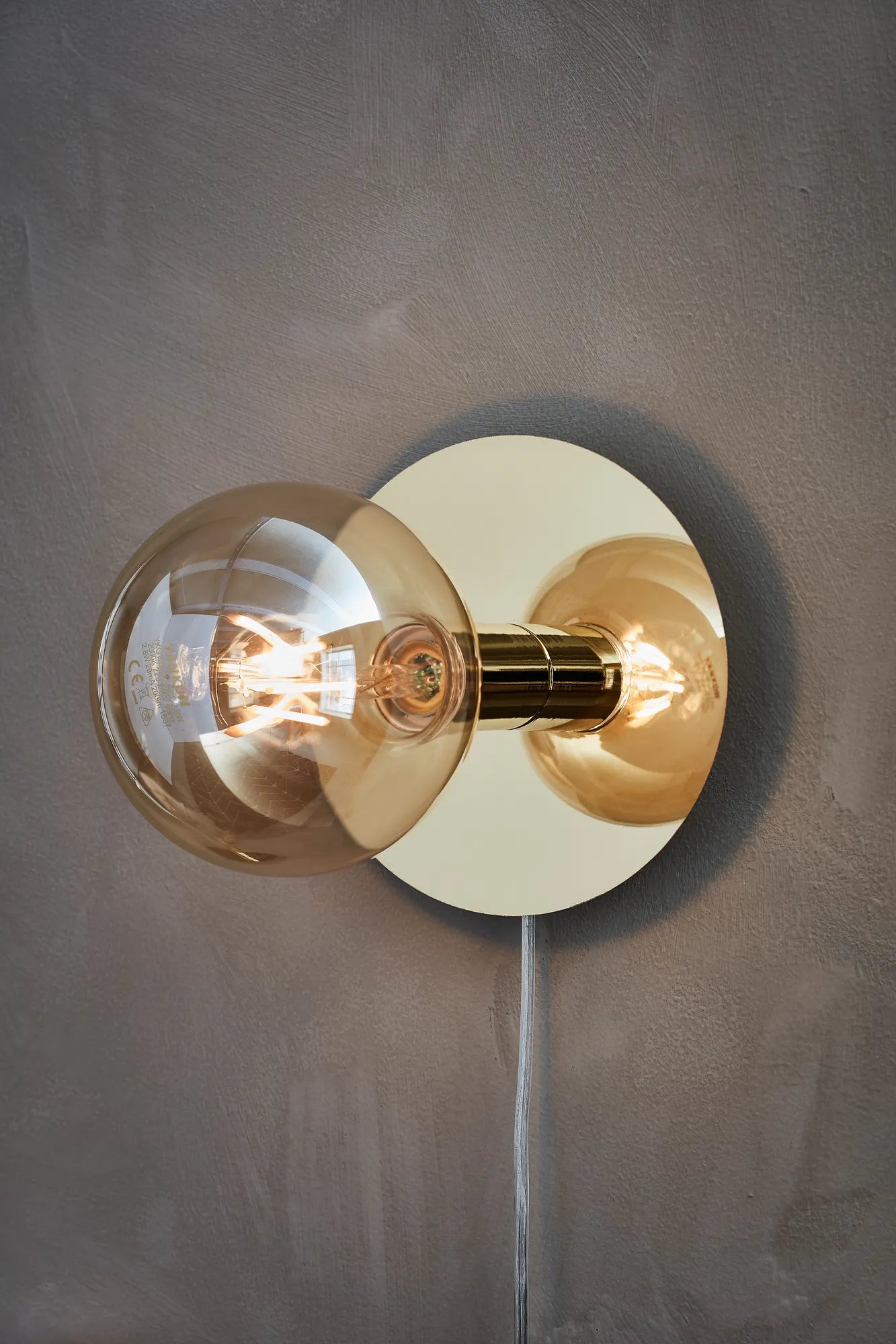Disc mässing vägglampa skandinavisk design | Disc brass wall lamp | Disc Messing Wandleuchte skandinavisches Design