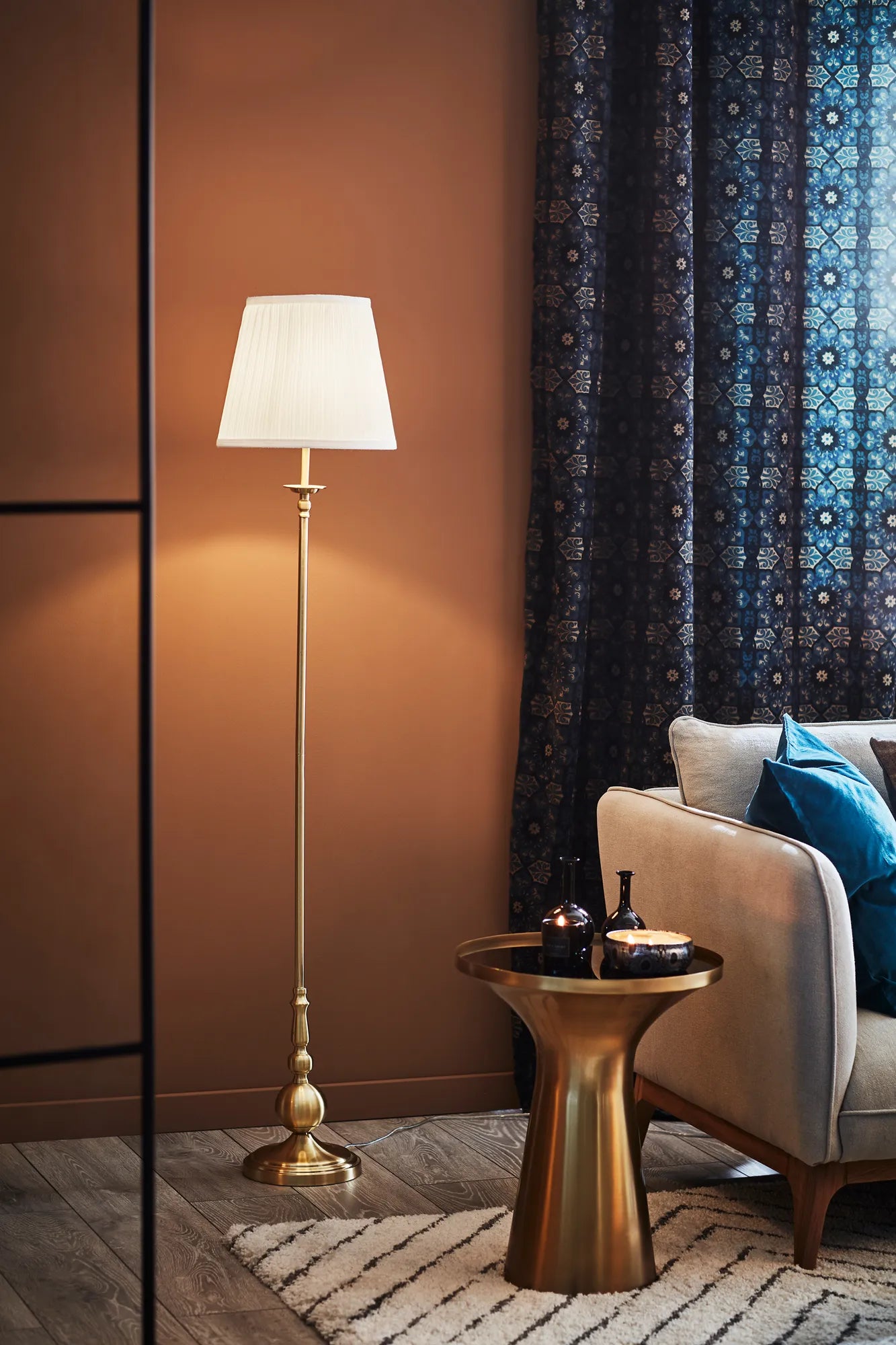 Imperia mässing golvlampa belysning | Imperia brass floor lamp | Imperia Messing Stehlampe