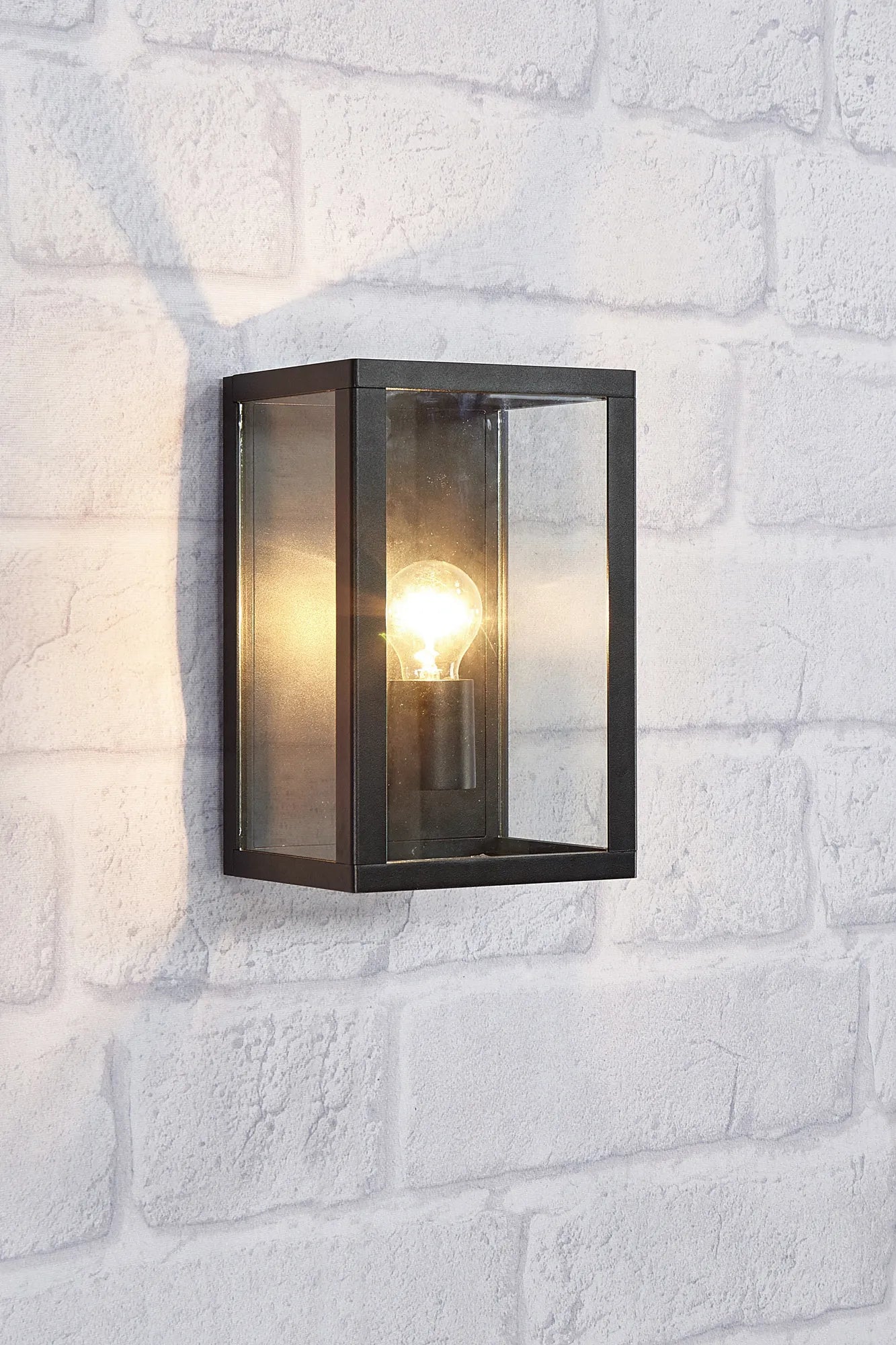 Pelham svart vägglampa stilren belysning | Pelham black wall lamp | Pelham schwarz Wandleuchte minimalistische Beleuchtung