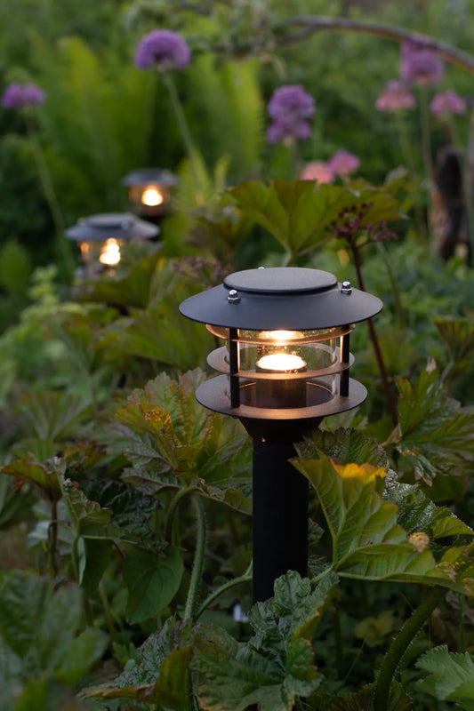 Garden 24 svart pollare 45 cm utomhusbelysning stilren belysning | Garden 24 black bollard light minimalist lighting | Garden