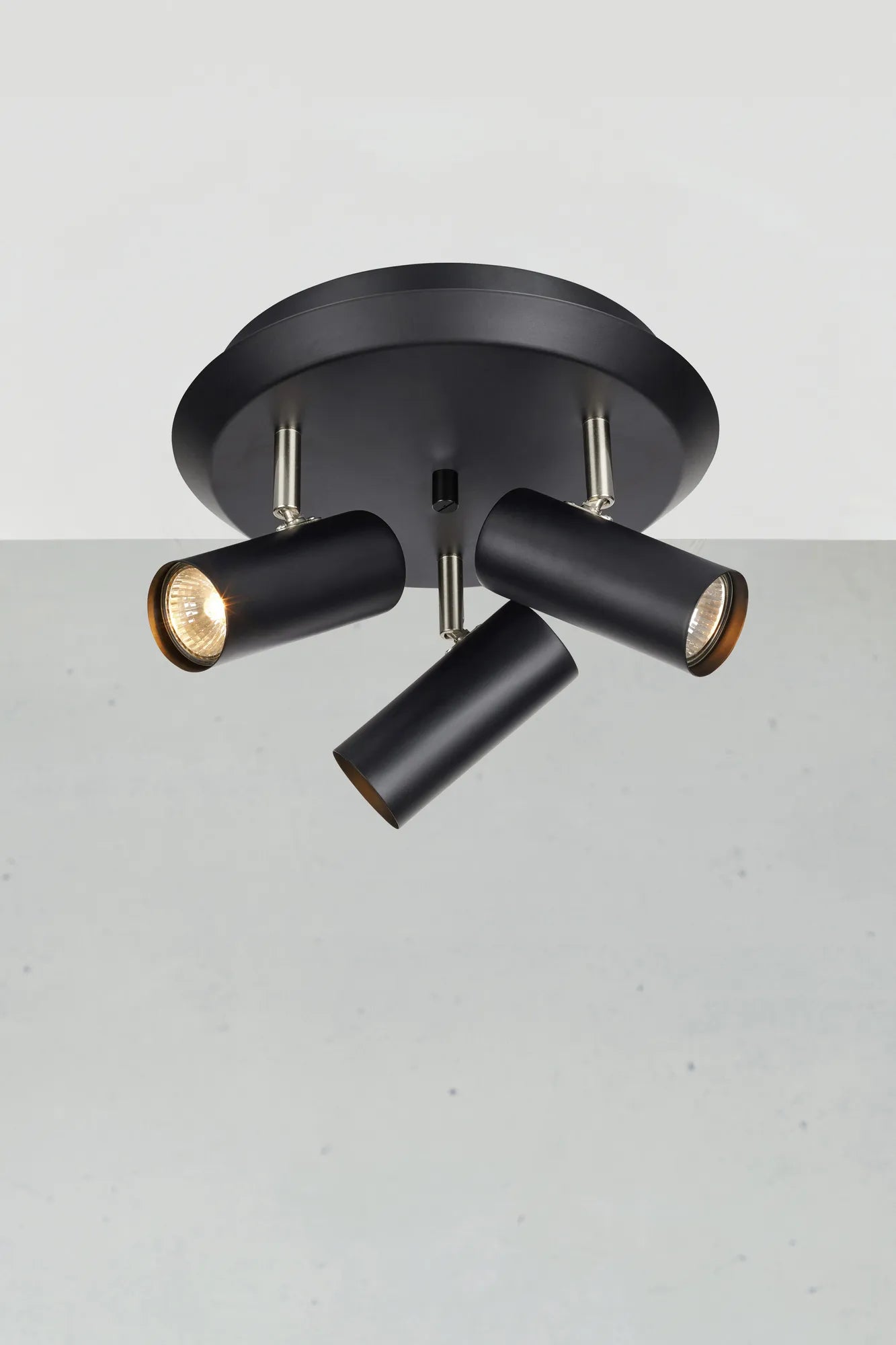 Barcelona svart taklampa stilren belysning | Barcelona black | Barcelona schwarz Pendelleuchte minimalistische Beleuchtung