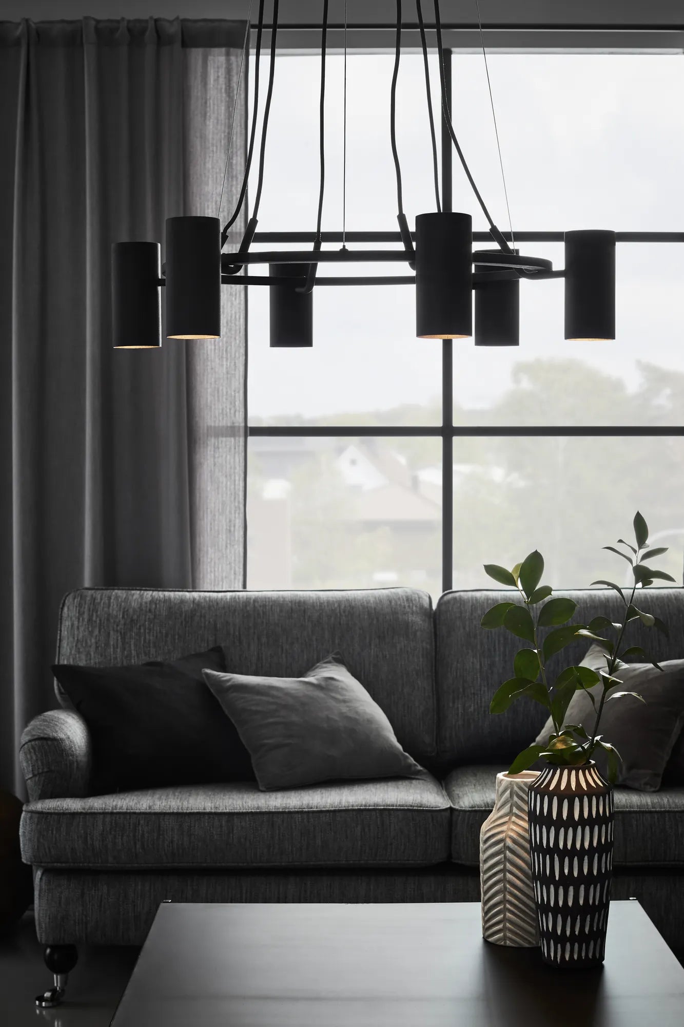 Porto svart taklampa belysning | Porto black pendant lamp | Porto schwarz Pendelleuchte