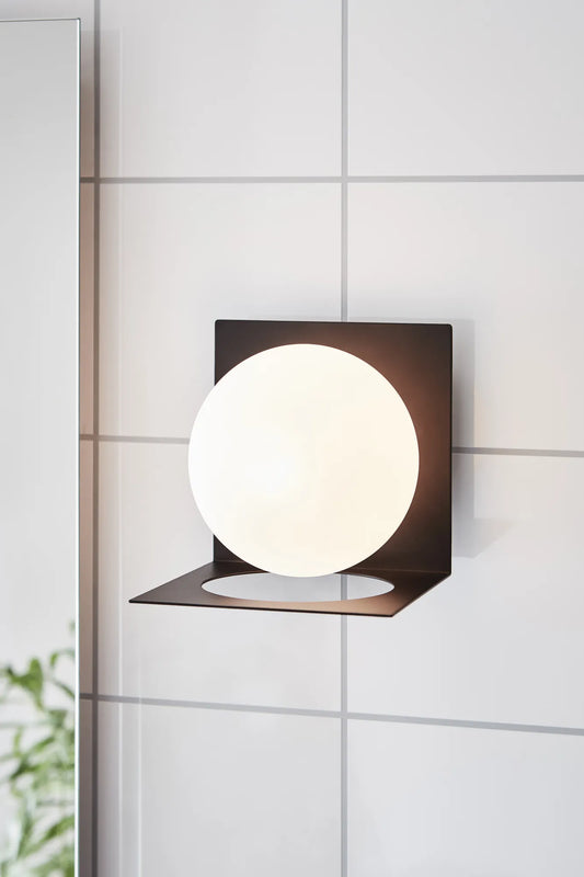 Zenit svart vägglampa skandinavisk design | Zenit black wall lamp | Zenit schwarz Wandleuchte skandinavisches Design