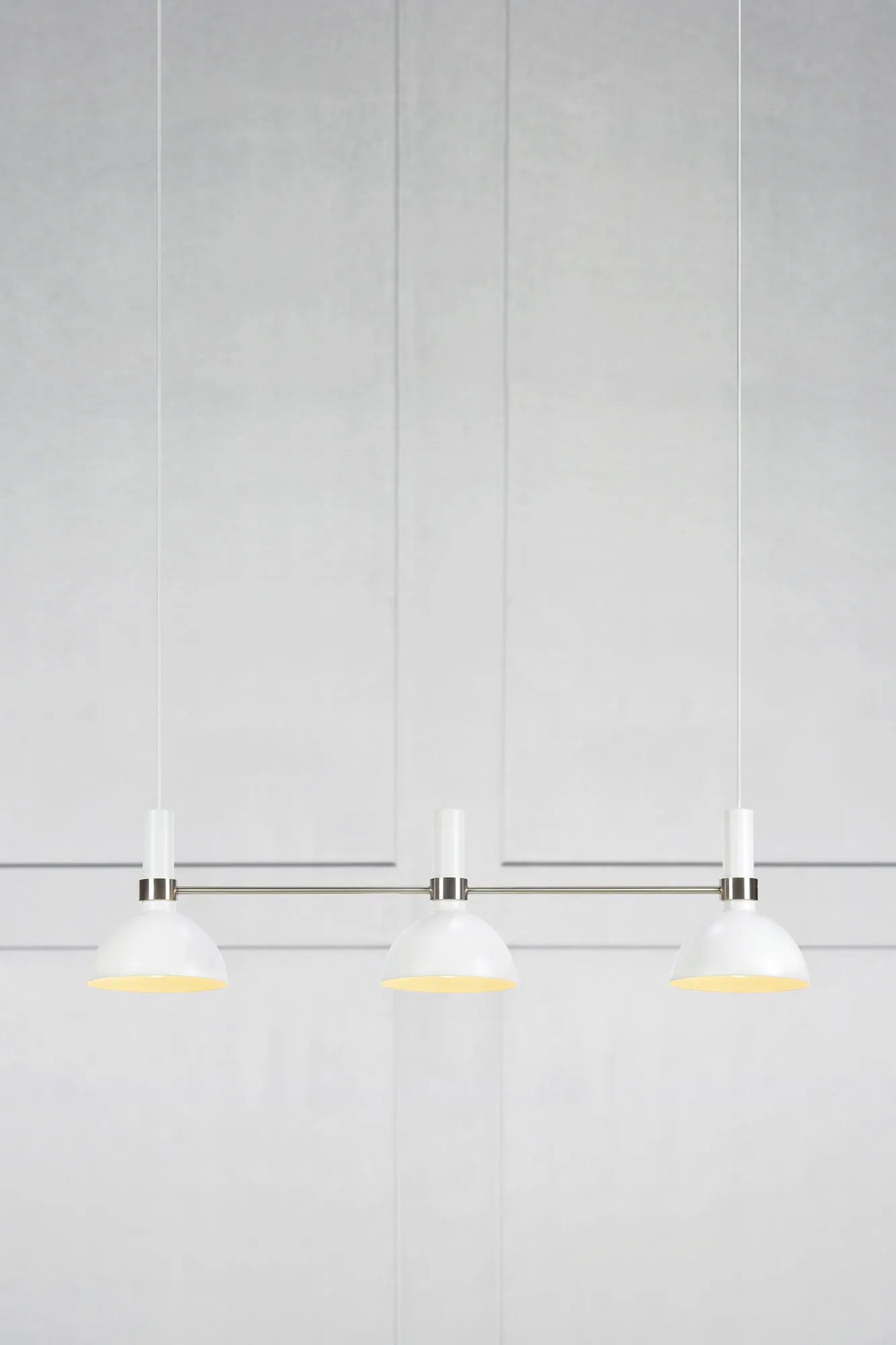 Larry krom taklampa stilren belysning skandinavisk design | Larry chrome pendant lamp Scandinavian design | Larry Chrom