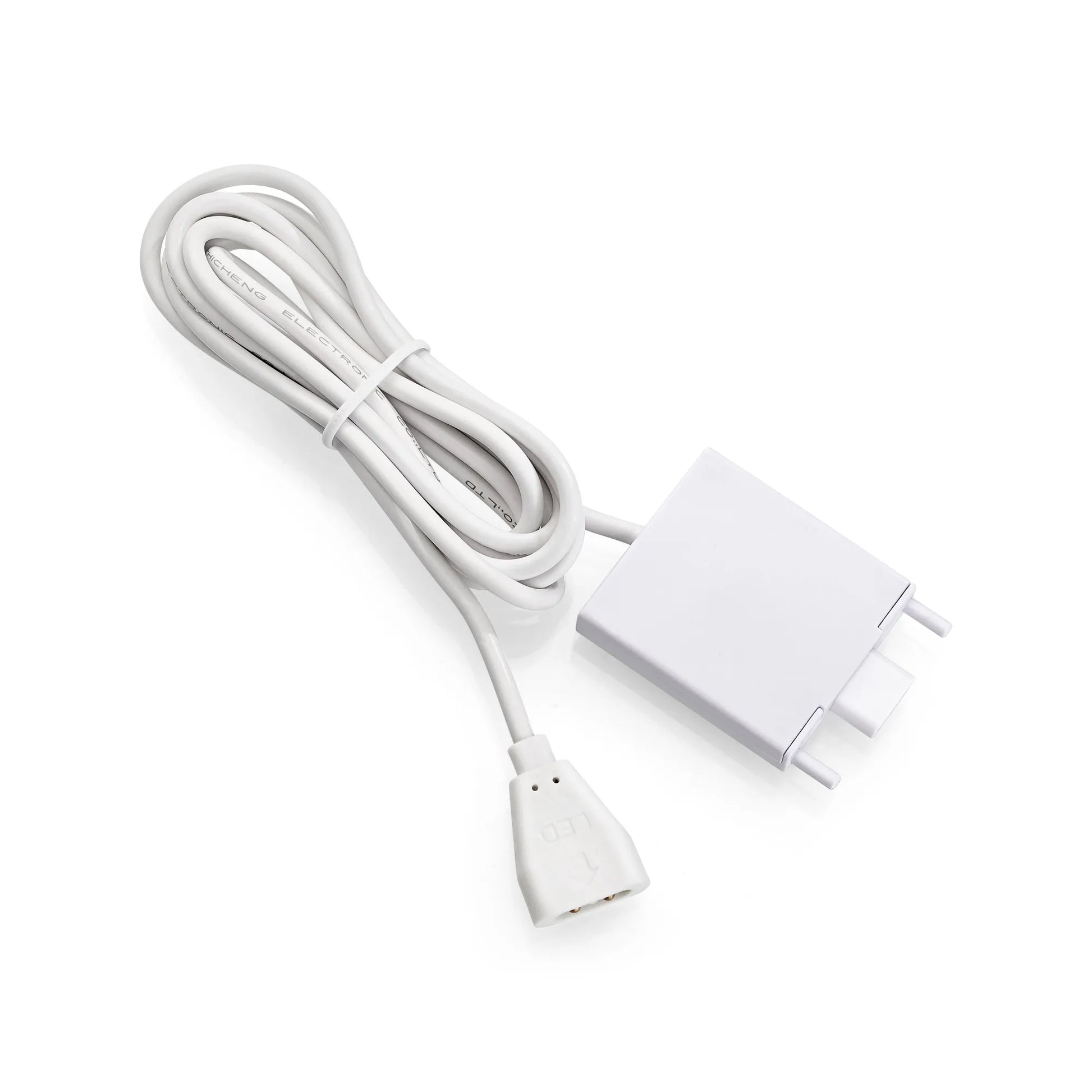 Combine vit kabel skandinavisk design | Combine white cable Scandinavian design | Combine weiß Kabel skandinavisches Design