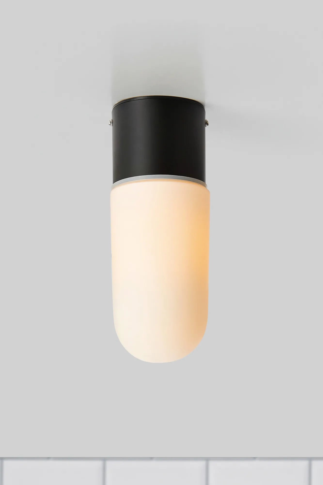 Zen vit taklampa stilren belysning | Zen white pendant lamp minimalist | Zen weiß Pendelleuchte minimalistische Beleuchtung