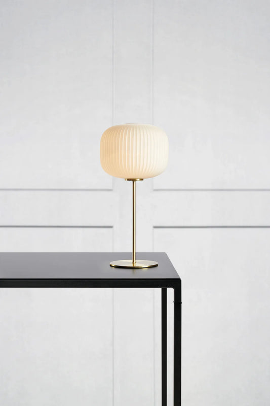 Sober vit bordslampa 50 cm stilren belysning | Sober white table lamp | Sober weiß Tischlampe minimalistische Beleuchtung