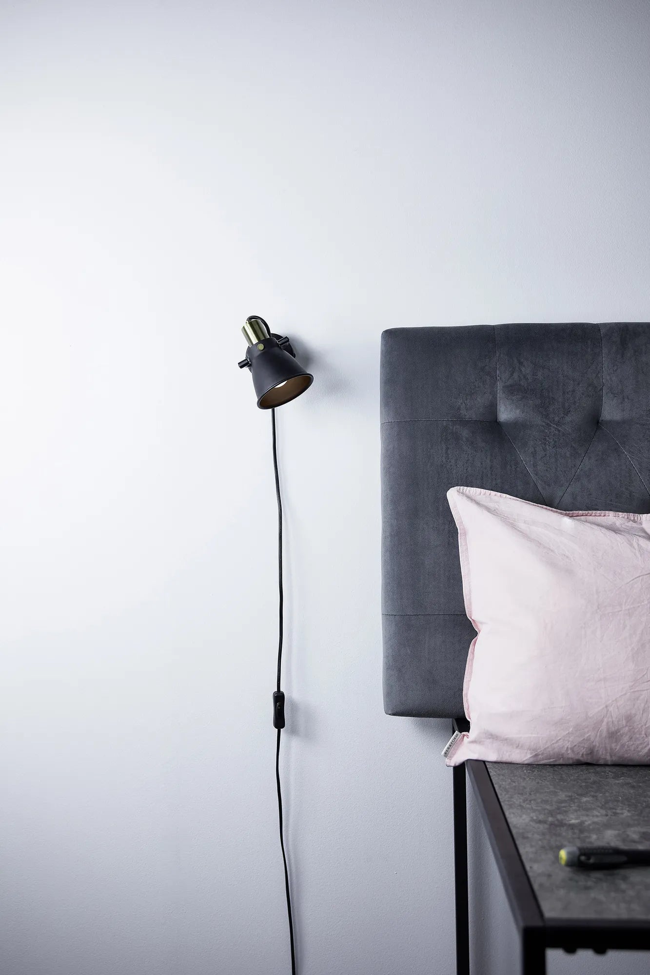 Alton svart vägglampa belysning | Alton black wall lamp | Alton schwarz Wandleuchte