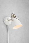 Alton vit vägglampa stilren belysning | Alton white wall lamp minimalist | Alton weiß Wandleuchte minimalistische Beleuchtung
