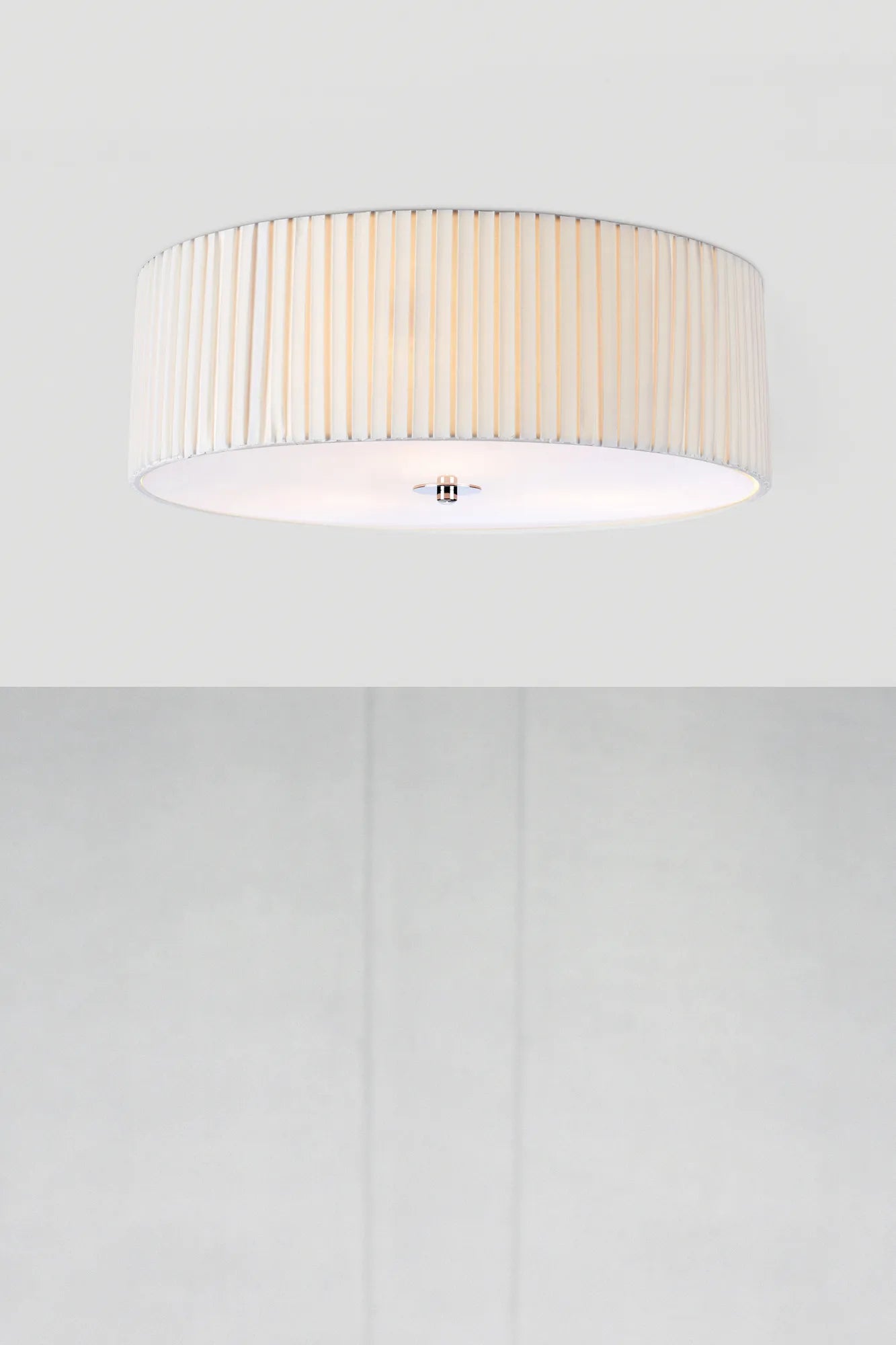 Jackie vit plafond 45 cm stilren belysning | Jackie white flush mount | Jackie weiß Deckenleuchte minimalistische Beleuchtung