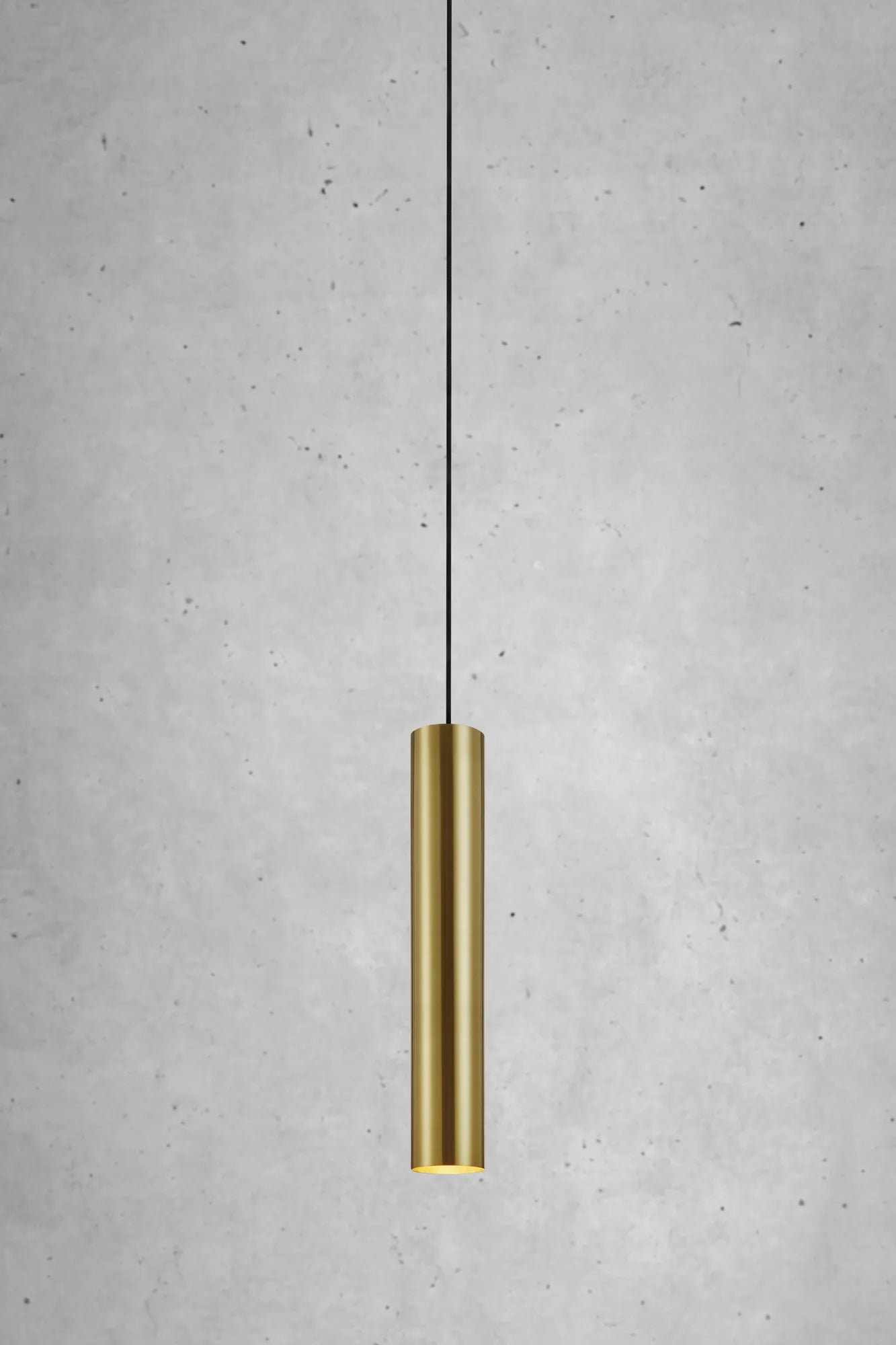 Ruben mässing fönsterlampa stilren belysning | Ruben brass window | Ruben Messing Fensterleuchte minimalistische Beleuchtung