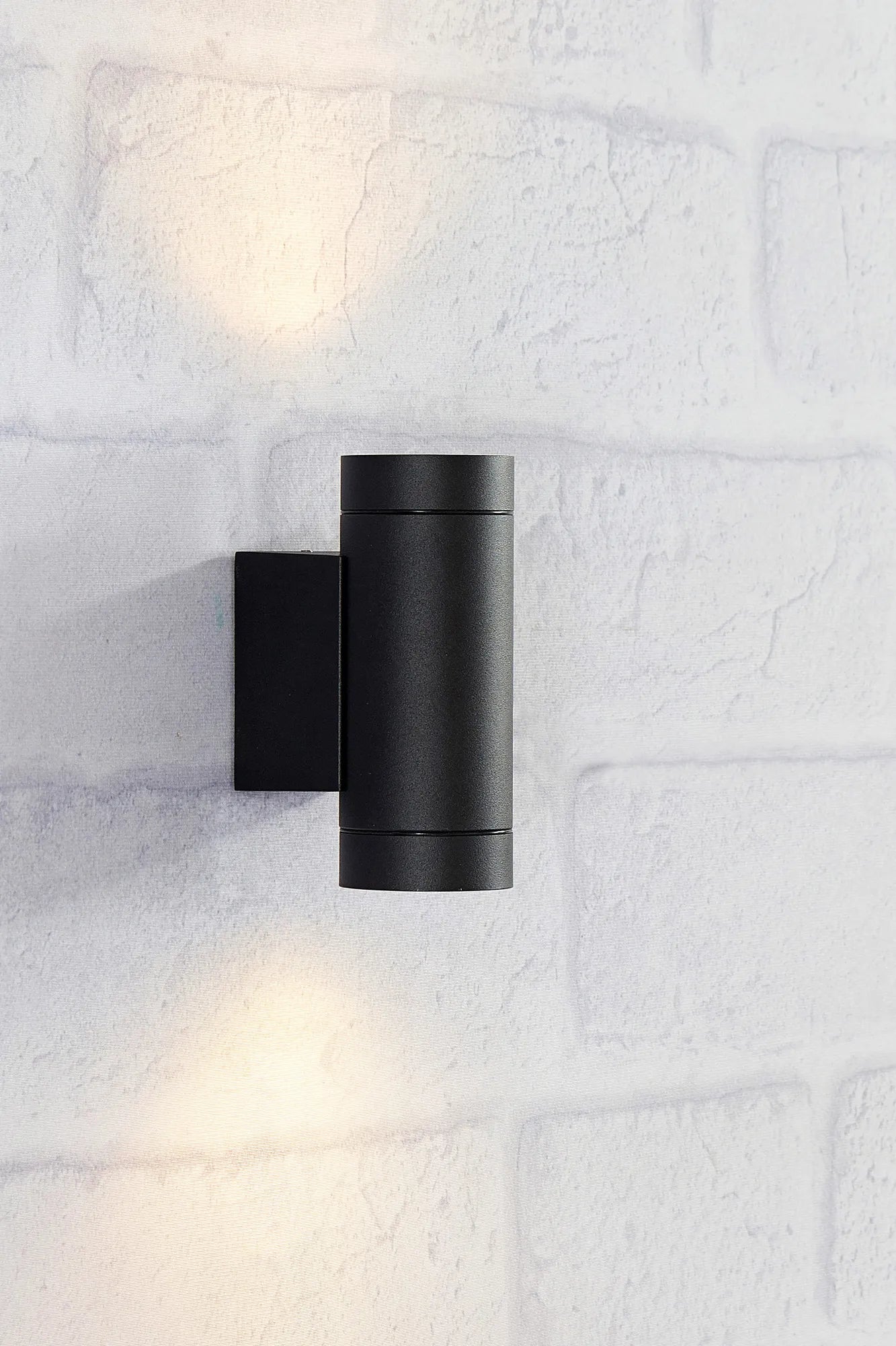 Pipe svart vägglampa stilren belysning skandinavisk design | Pipe black wall lamp Scandinavian design | Pipe schwarz