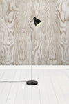 Nitta svart golvlampa stilren belysning | Nitta black floor lamp | Nitta schwarz Stehlampe minimalistische Beleuchtung