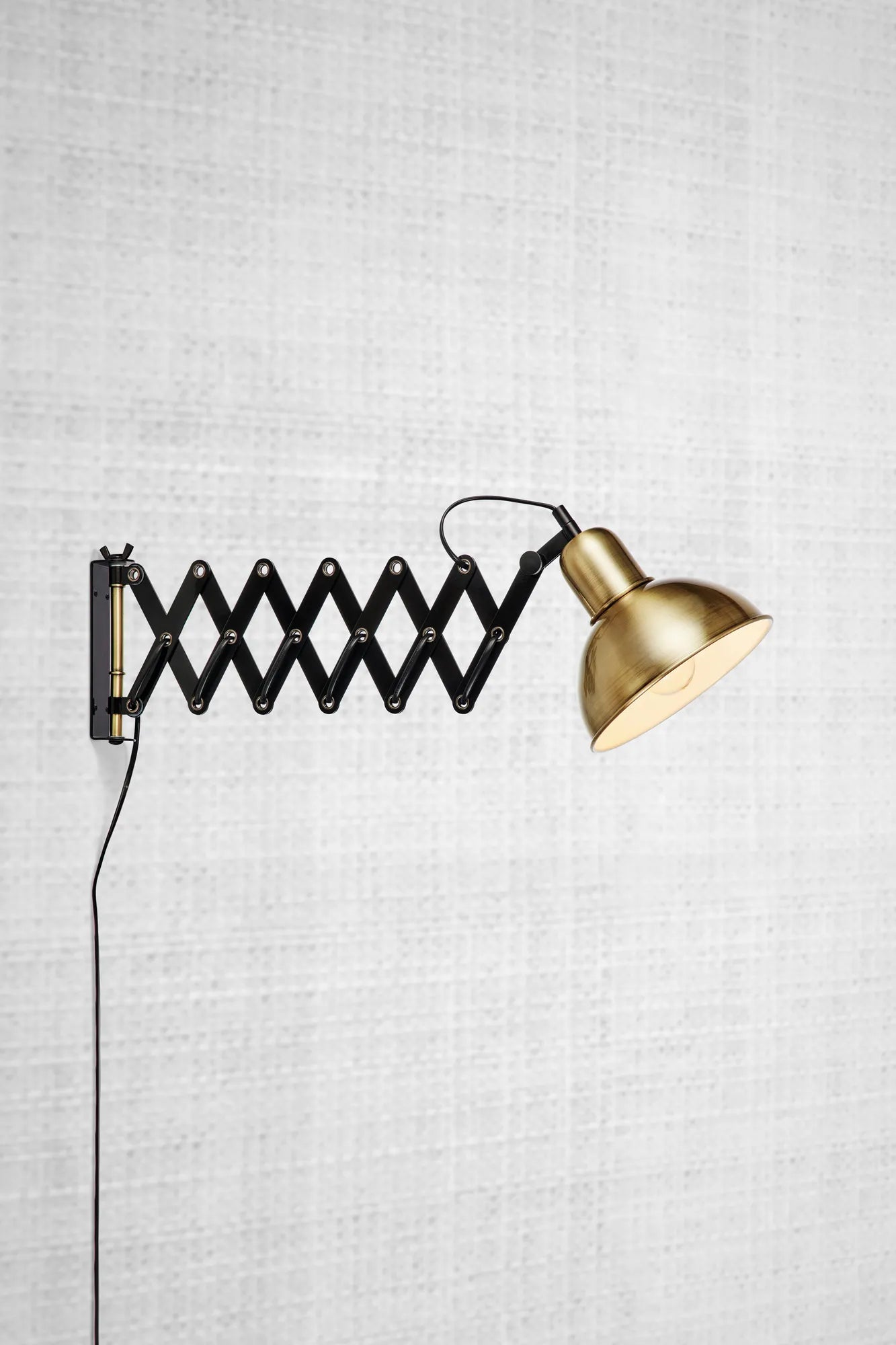 Riggs antik vägglampa stilren belysning | Riggs antique wall lamp | Riggs antik Wandleuchte minimalistische Beleuchtung