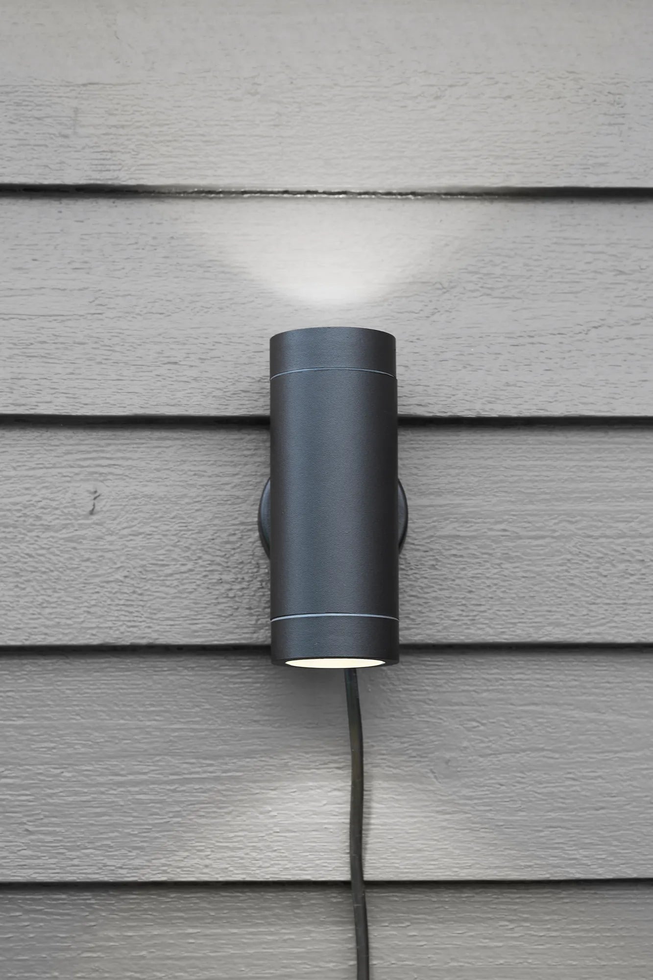 Garden 24 svart vägglampa skandinavisk design | Garden 24 black wall | Garden 24 schwarz Wandleuchte skandinavisches Design