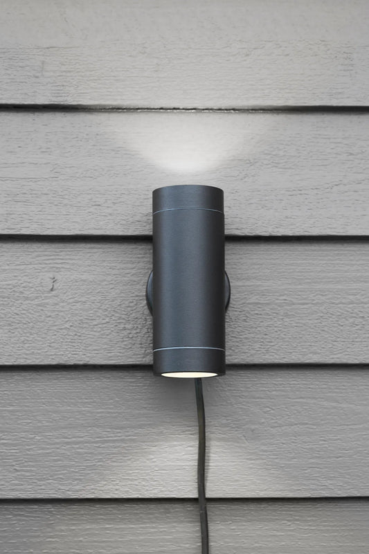 Garden 24 svart vägglampa skandinavisk design | Garden 24 black wall | Garden 24 schwarz Wandleuchte skandinavisches Design