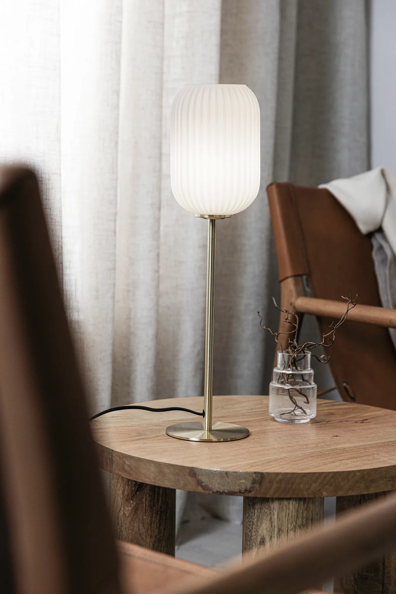 Cava mässing bordslampa skandinavisk design | Cava brass table lamp | Cava Messing Tischlampe skandinavisches Design