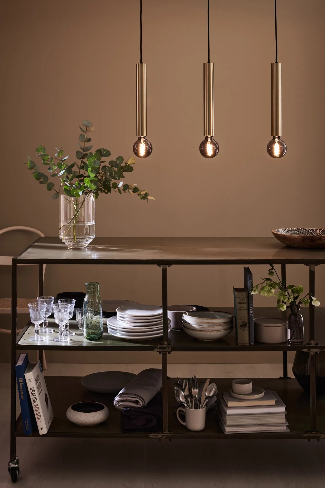 Sencillo mässing taklampa skandinavisk design stilren belysning | Sencillo brass minimalist lighting | Sencillo Messing