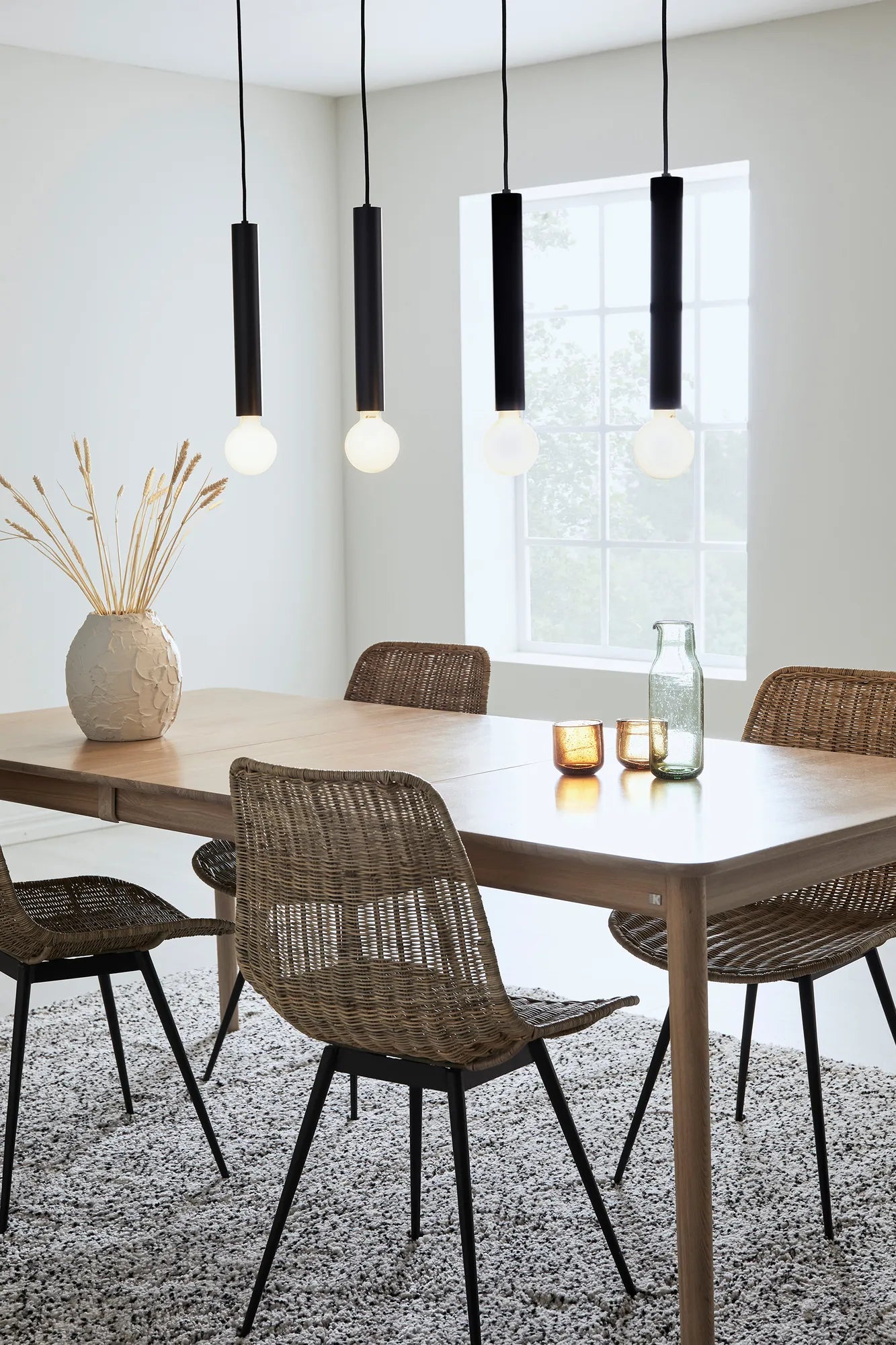 Sencillo svart taklampa belysning | Sencillo black pendant lamp | Sencillo schwarz Pendelleuchte