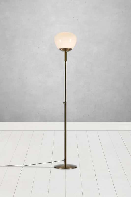 Rise antik golvlampa stilren belysning | Rise antique floor lamp | Rise antik Stehlampe minimalistische Beleuchtung
