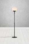 Rise svart golvlampa stilren belysning | Rise black floor lamp | Rise schwarz Stehlampe minimalistische Beleuchtung