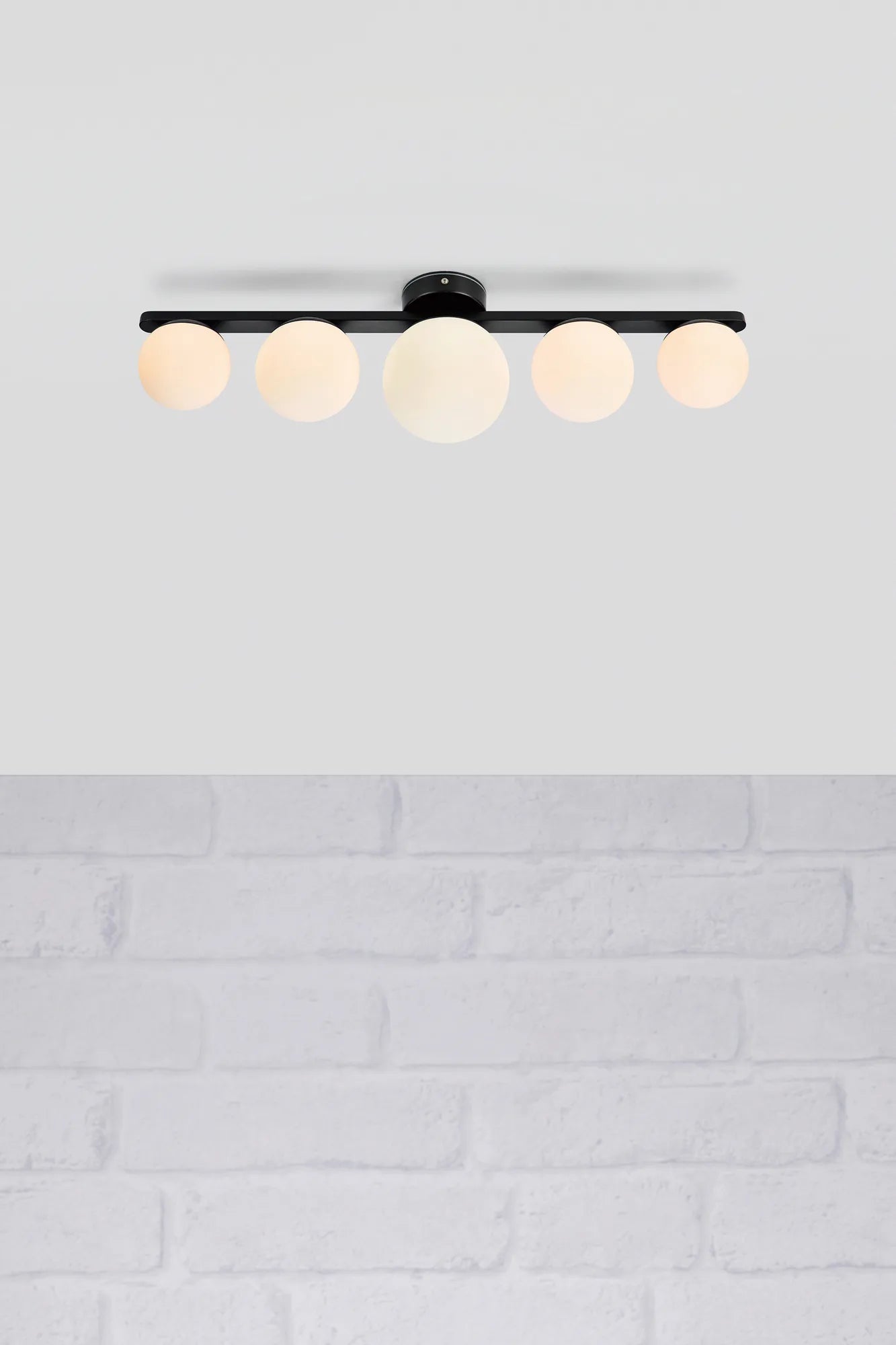 Puro svart taklampa belysning | Puro black pendant lamp | Puro schwarz Pendelleuchte