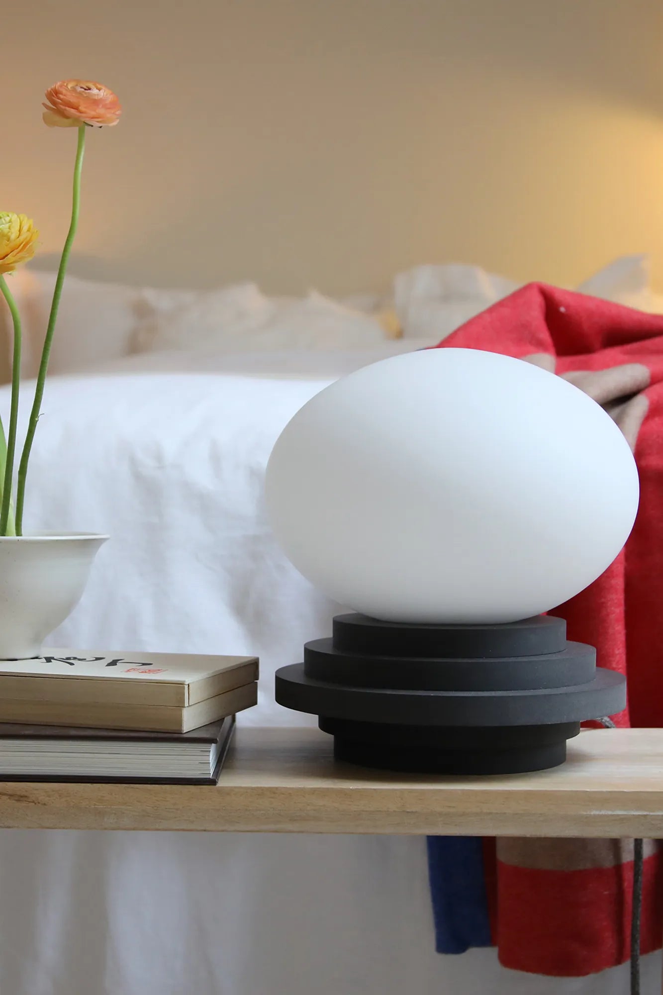 Amfi grå bordslampa skandinavisk design | Amfi grey table lamp Scandinavian | Amfi grau Tischlampe skandinavisches Design