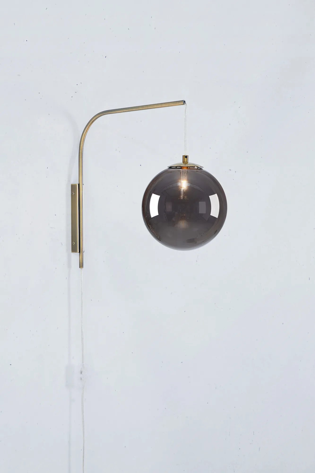 Dione antik vägglampa stilren belysning | Dione antique wall lamp | Dione antik Wandleuchte minimalistische Beleuchtung
