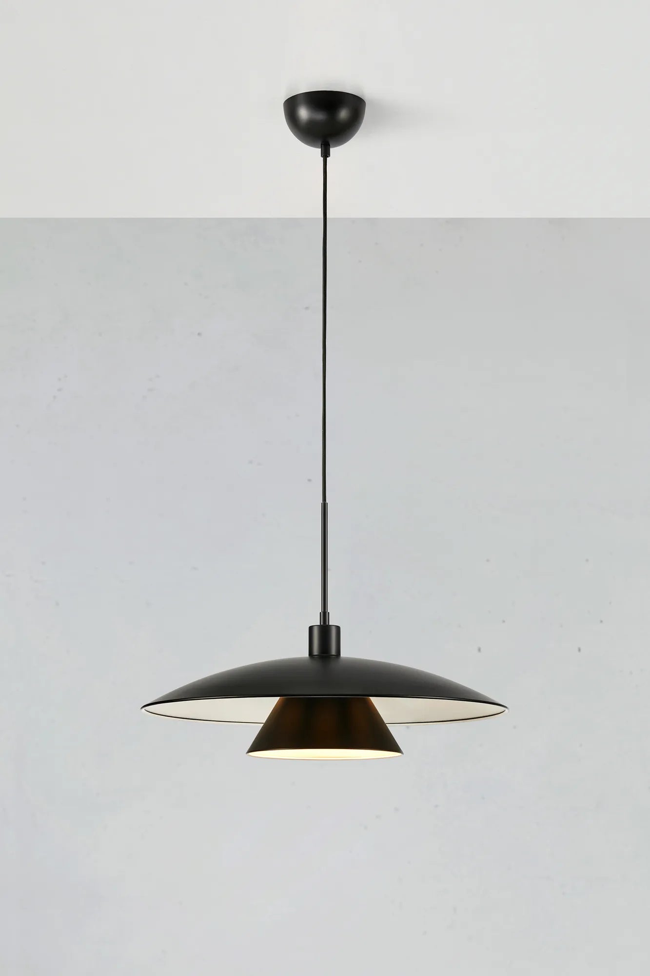 Millinge svart taklampa stilren belysning | Millinge black | Millinge schwarz Pendelleuchte minimalistische Beleuchtung
