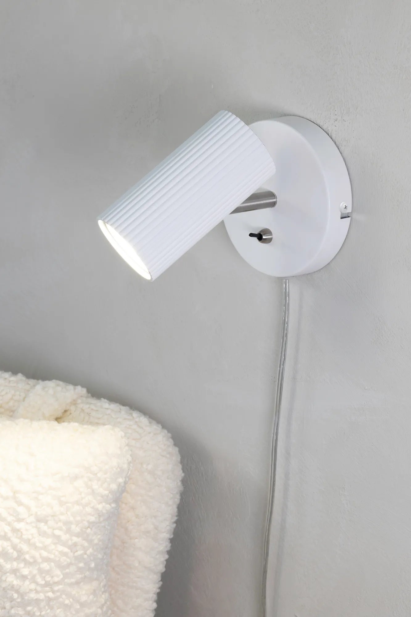 Costilla vit vägglampa belysning | Costilla white wall lamp | Costilla weiß Wandleuchte