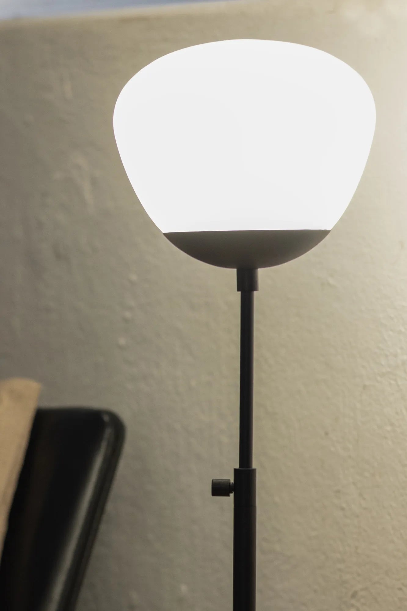 Rise svart bordslampa svensk design skandinavisk design | Rise black table lamp Swedish design Scandinavian design | Rise