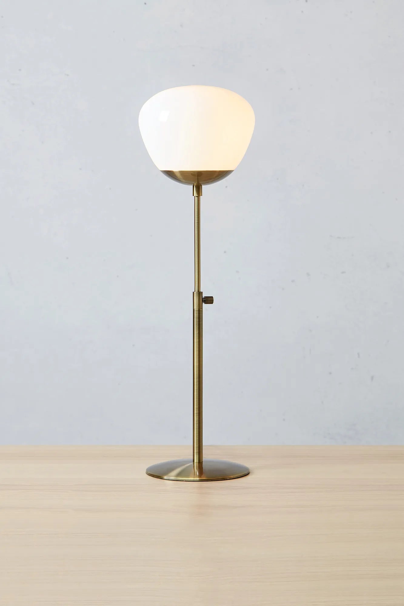 Rise antik bordslampa stilren belysning | Rise antique table lamp | Rise antik Tischlampe minimalistische Beleuchtung